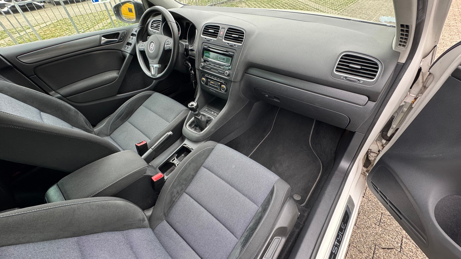 VW Golf 1.2 TSI Trendline-image-8