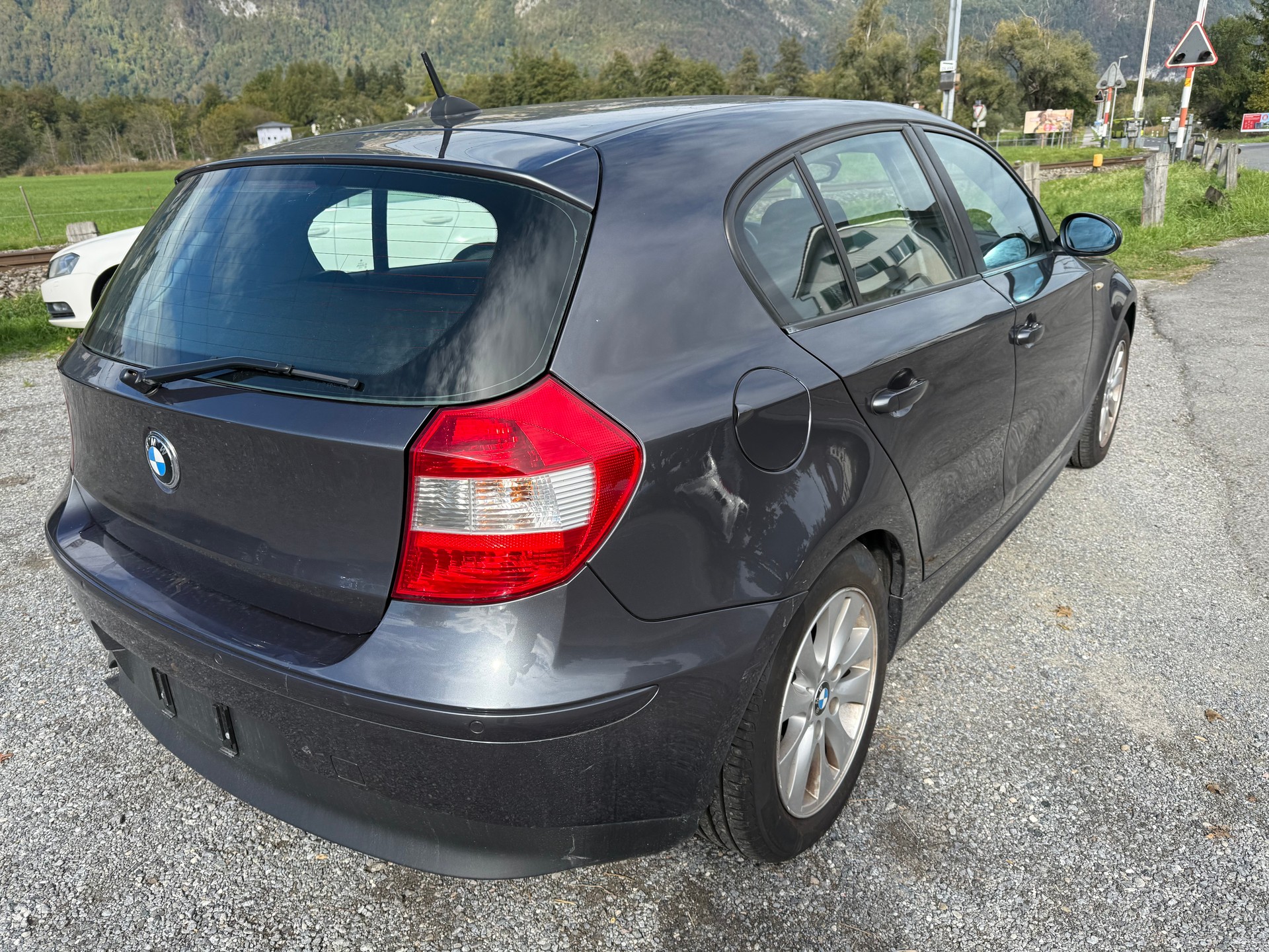 BMW 116i-image-4