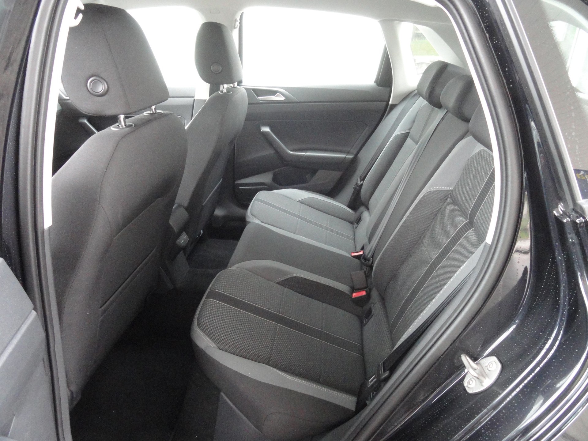 VW Polo 1.0 TSI Life DSG-image-9