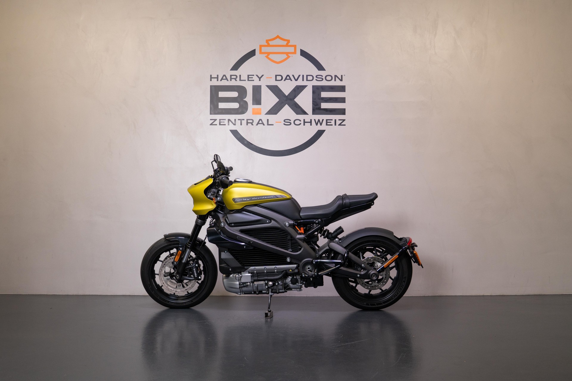 HARLEY-DAVIDSON Live Wire-showroom-element-2