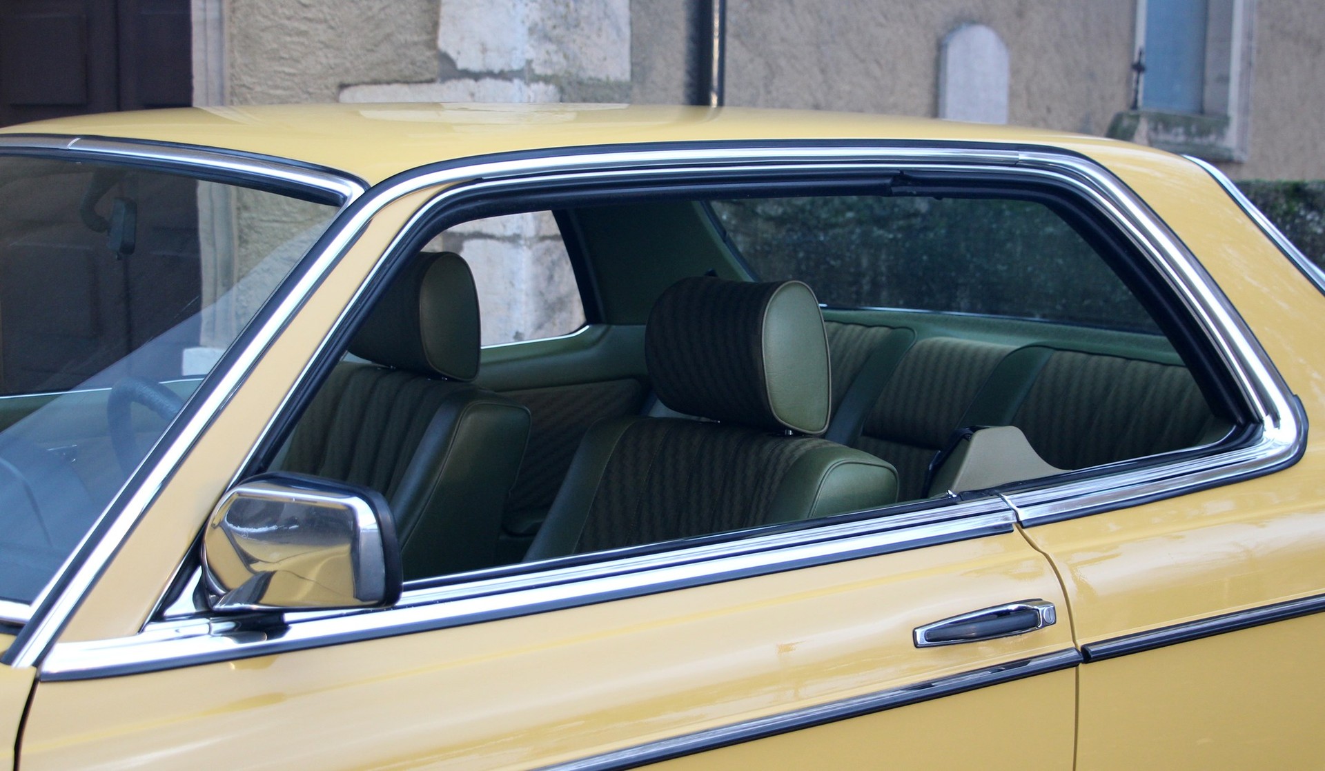 MERCEDES-BENZ 230 C-image-27