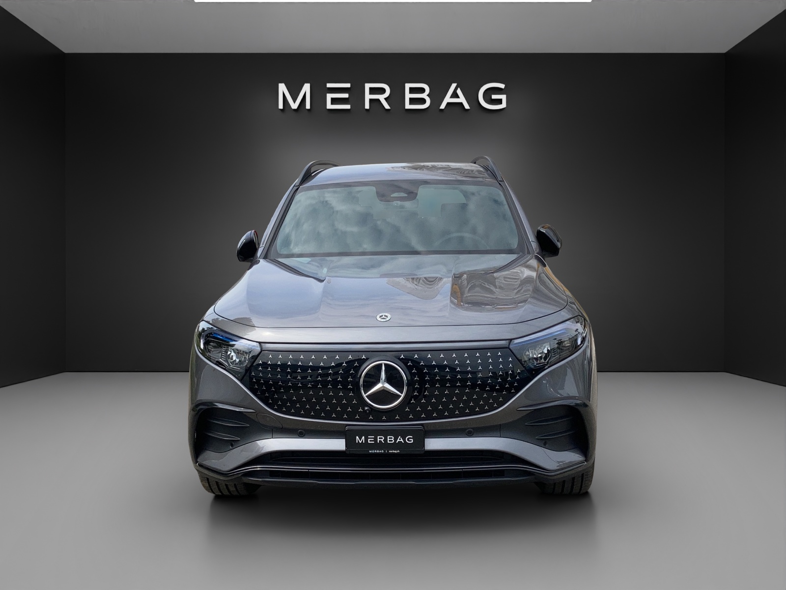 MERCEDES-BENZ EQB 300 AMG Line 4Matic-image-1