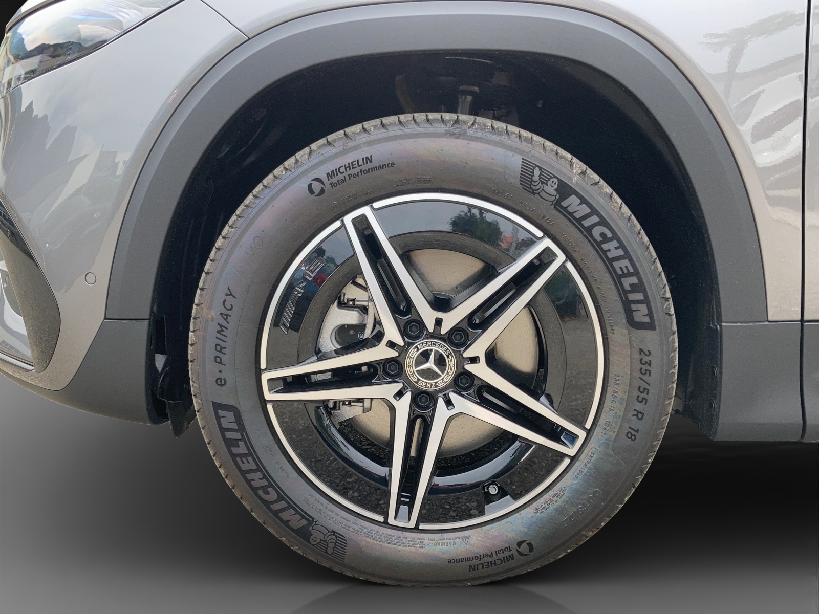 MERCEDES-BENZ EQB 300 AMG Line 4Matic-image-11
