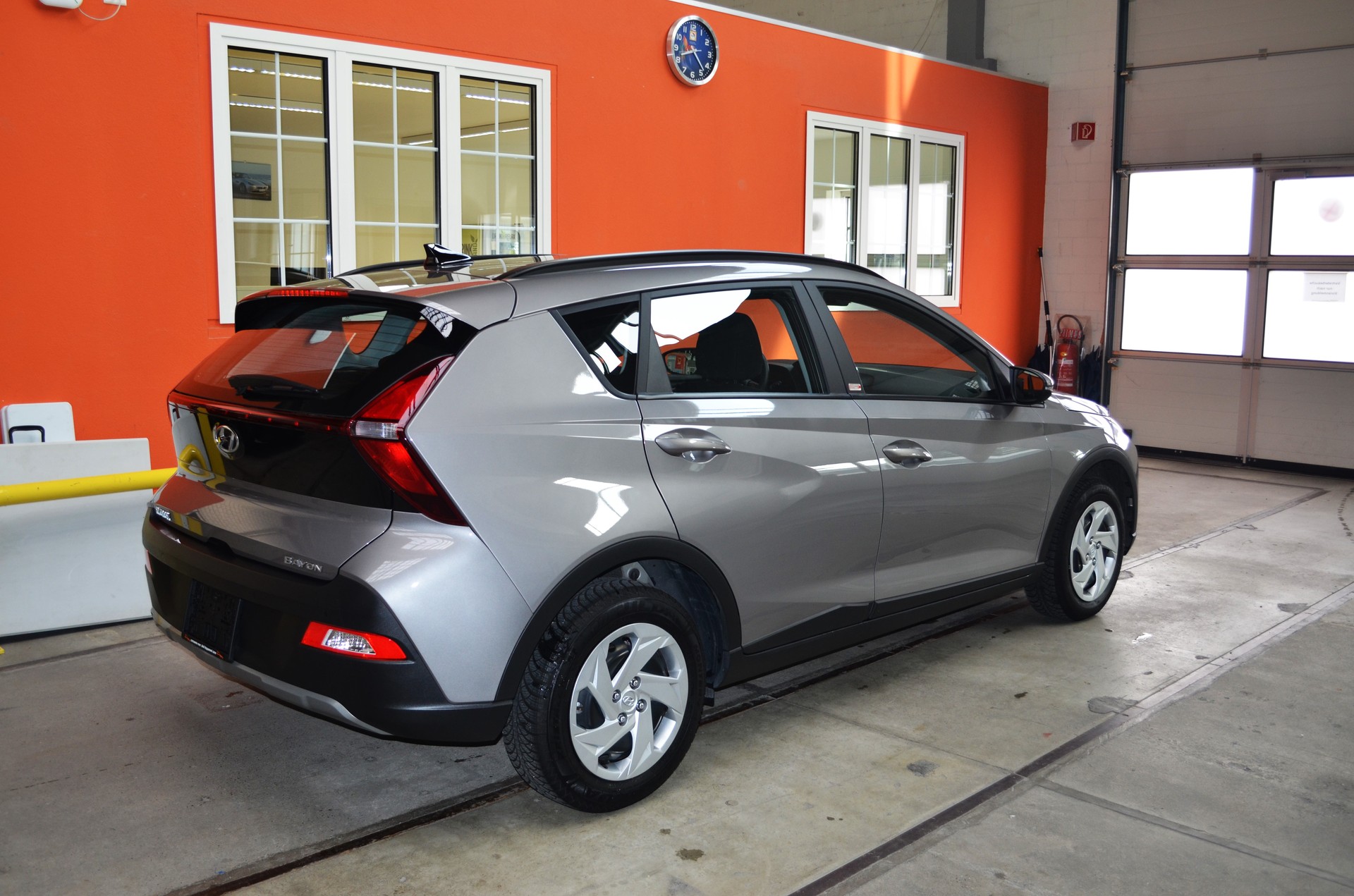 HYUNDAI Bayon 1.0 T-GDi Amplia DCT-image-4