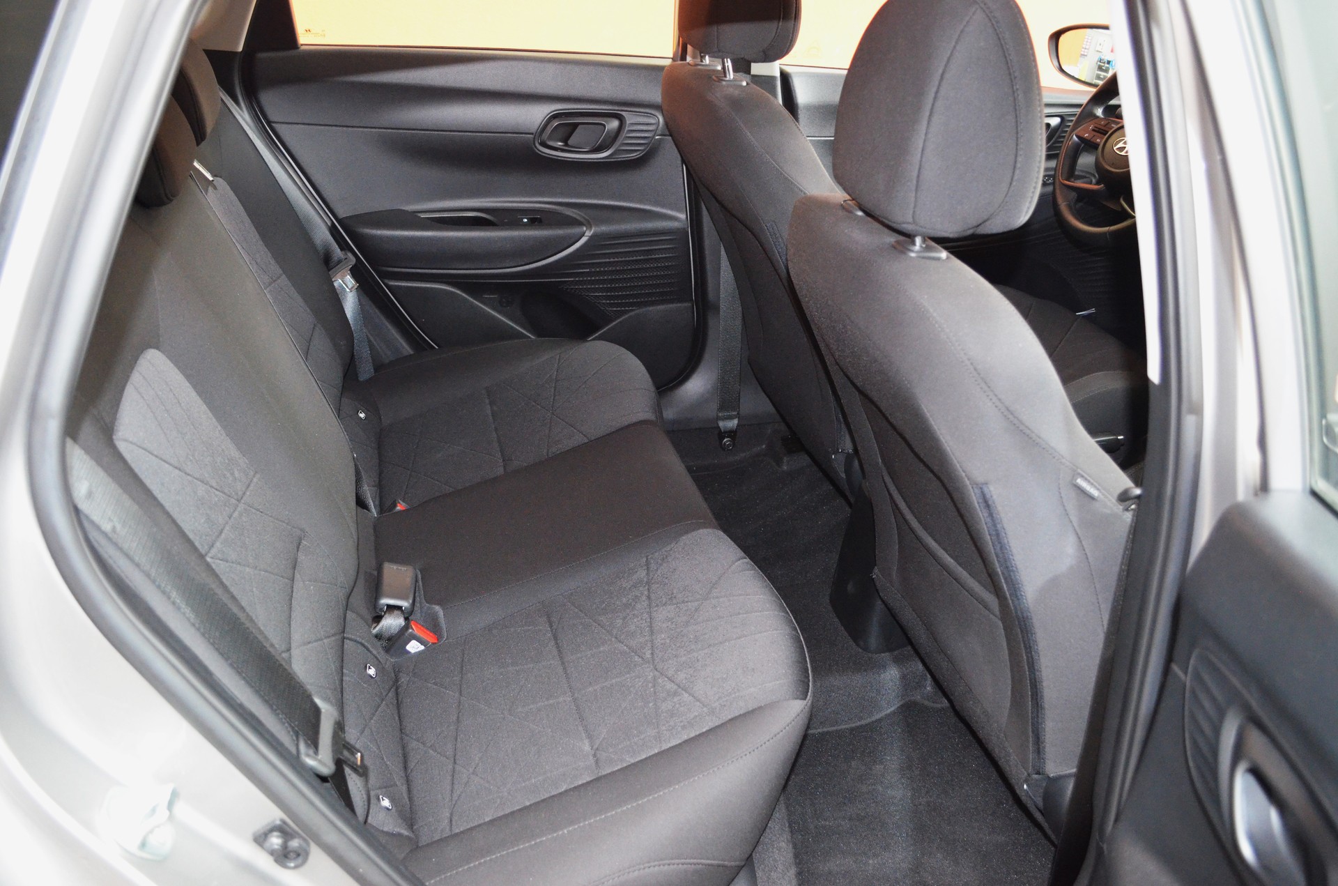 HYUNDAI Bayon 1.0 T-GDi Amplia DCT-image-9