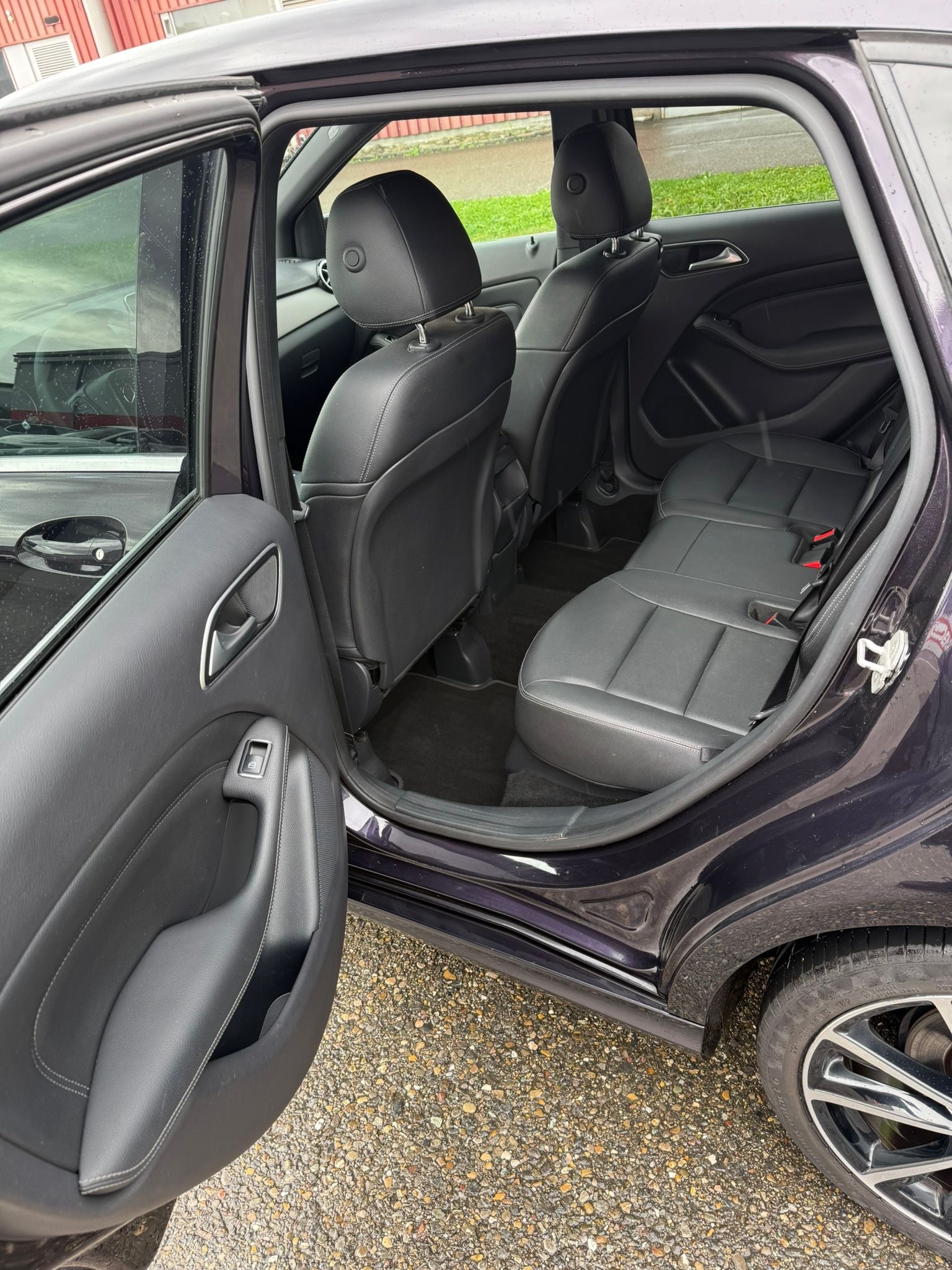 MERCEDES-BENZ B 180 Style 7G-DCT-image-7