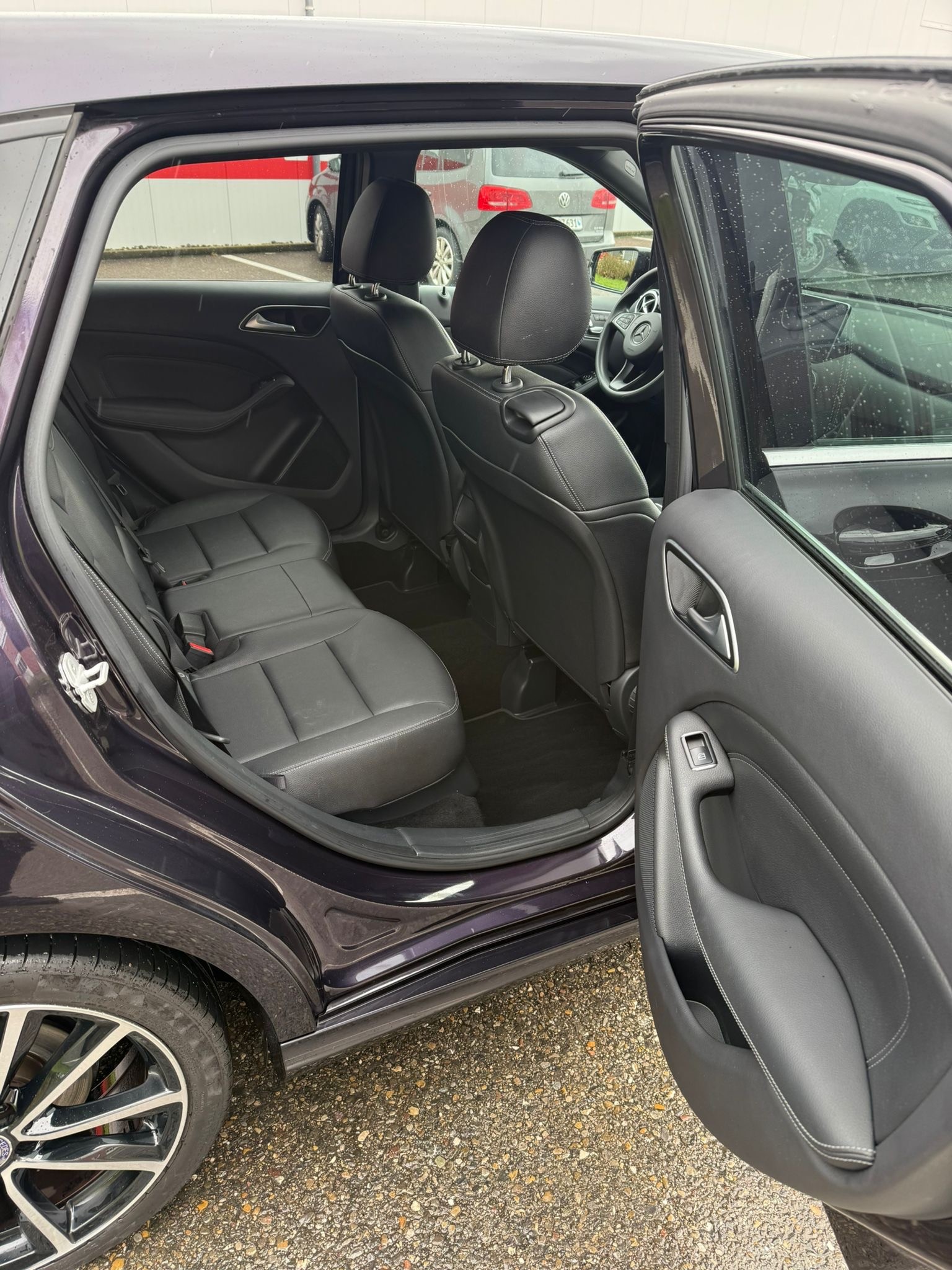 MERCEDES-BENZ B 180 Style 7G-DCT-image-8