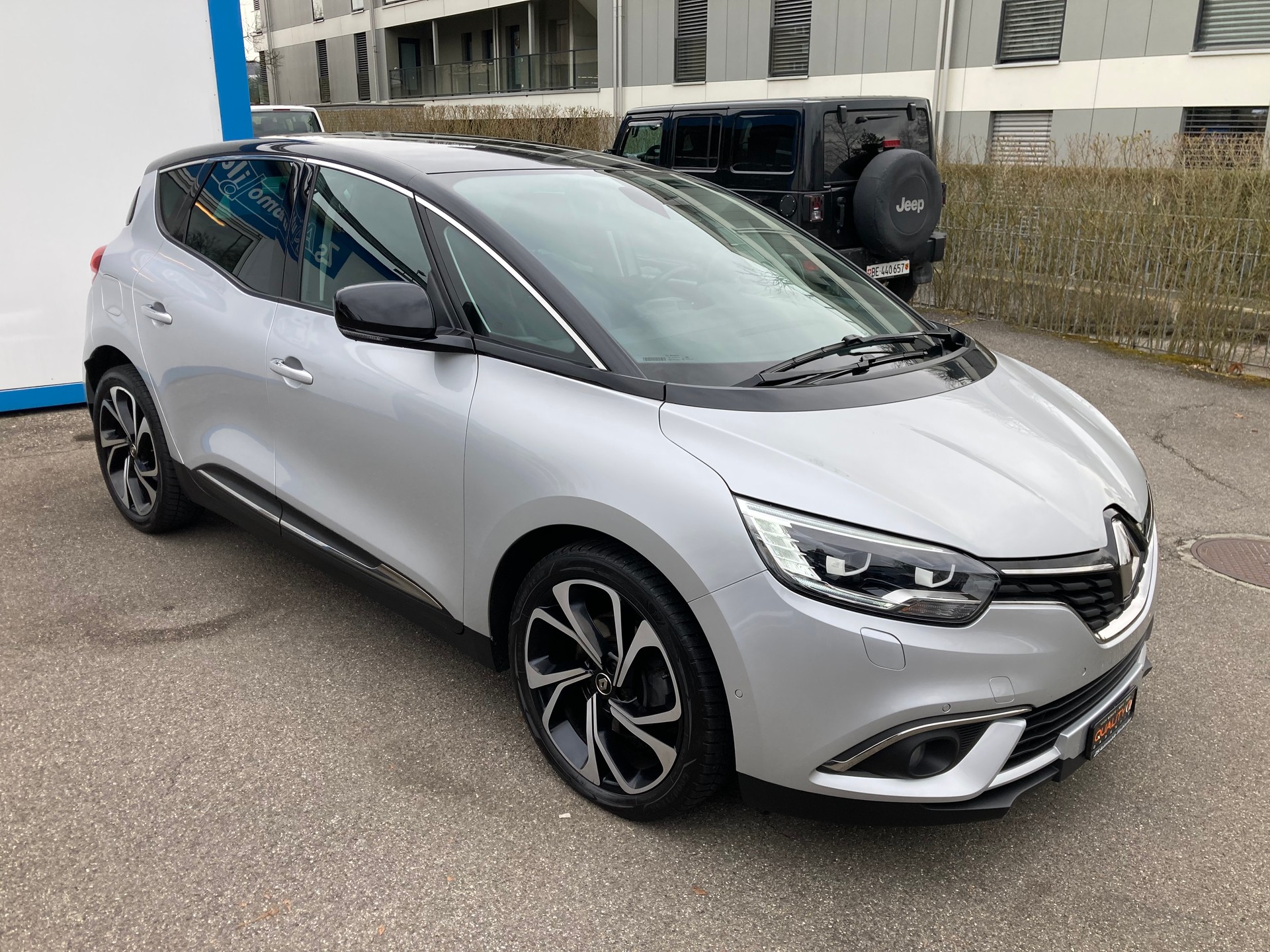 RENAULT Scénic 1.3 16V Turbo Intens EDC-image-4