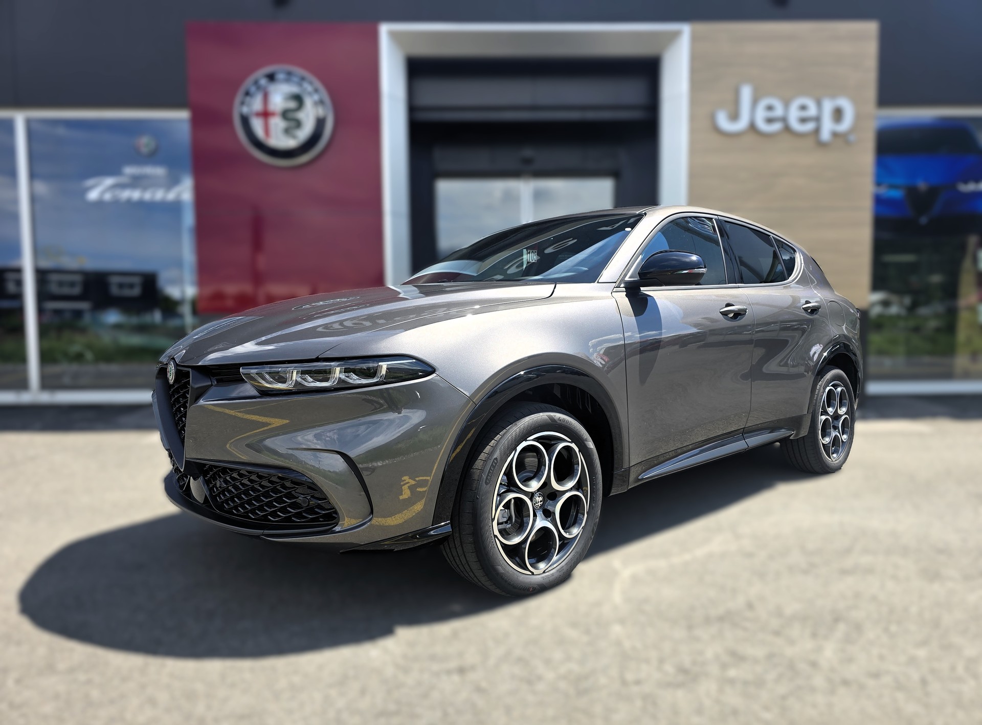 ALFA ROMEO Tonale 1.3 Plug-in-Hybrid Q4 Sprint Edition-image-1