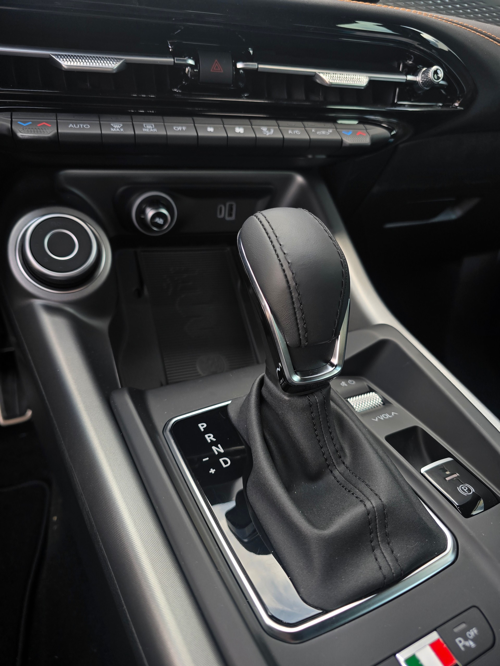 ALFA ROMEO Tonale 1.3 Plug-in-Hybrid Q4 Sprint Edition-image-10