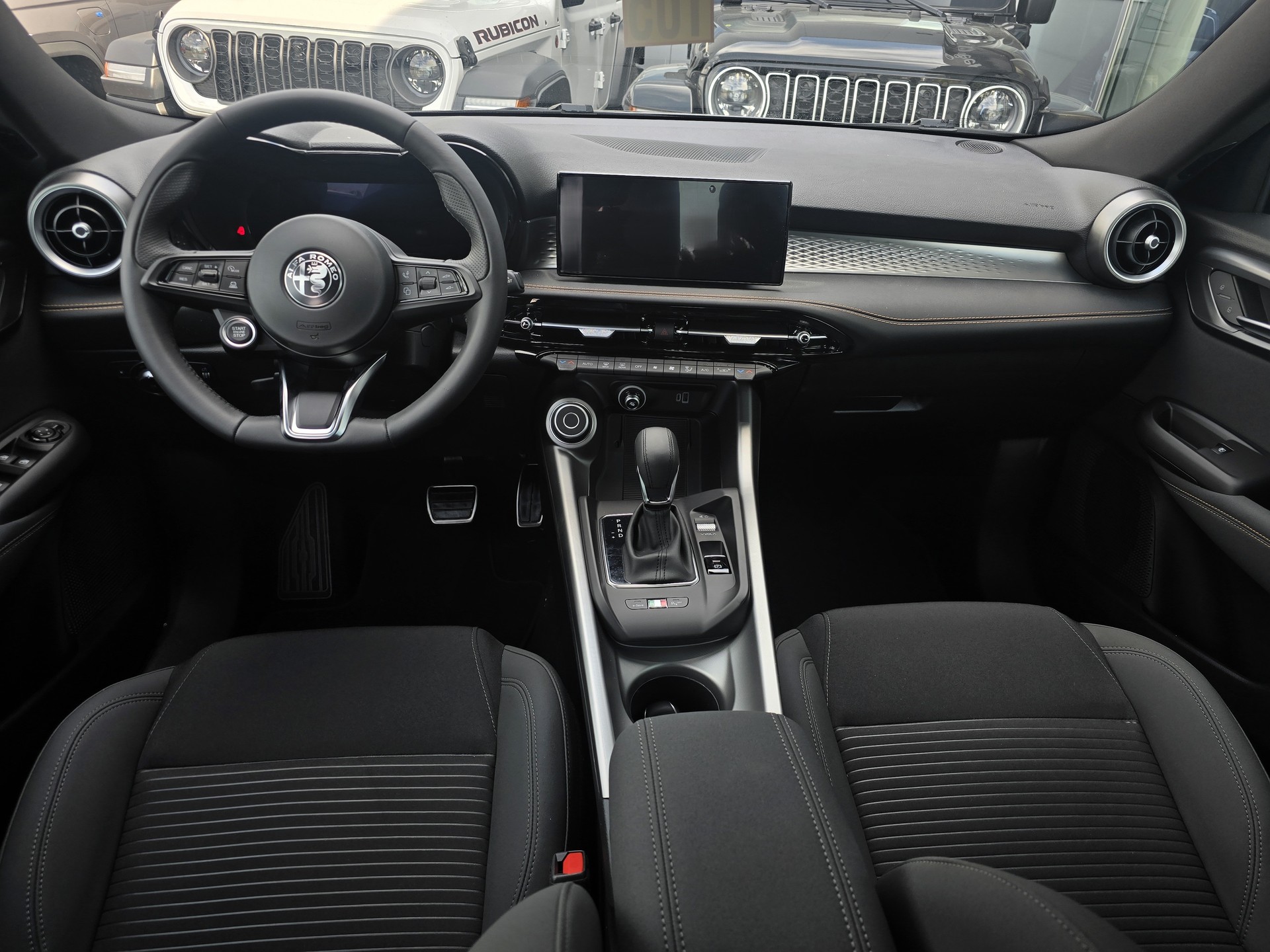 ALFA ROMEO Tonale 1.3 Plug-in-Hybrid Q4 Sprint Edition-image-8