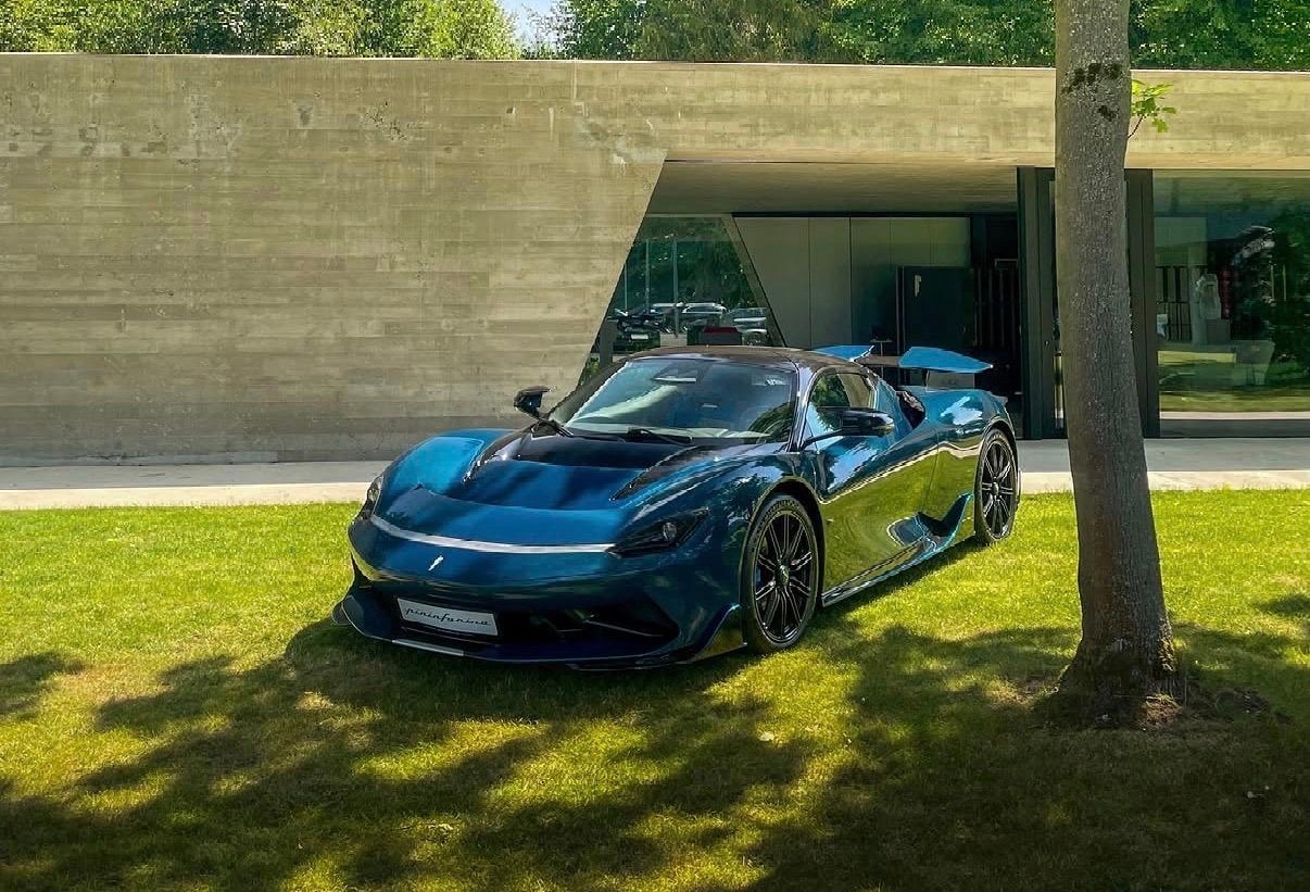 PININFARINA Battista blu Carbonio-image-1