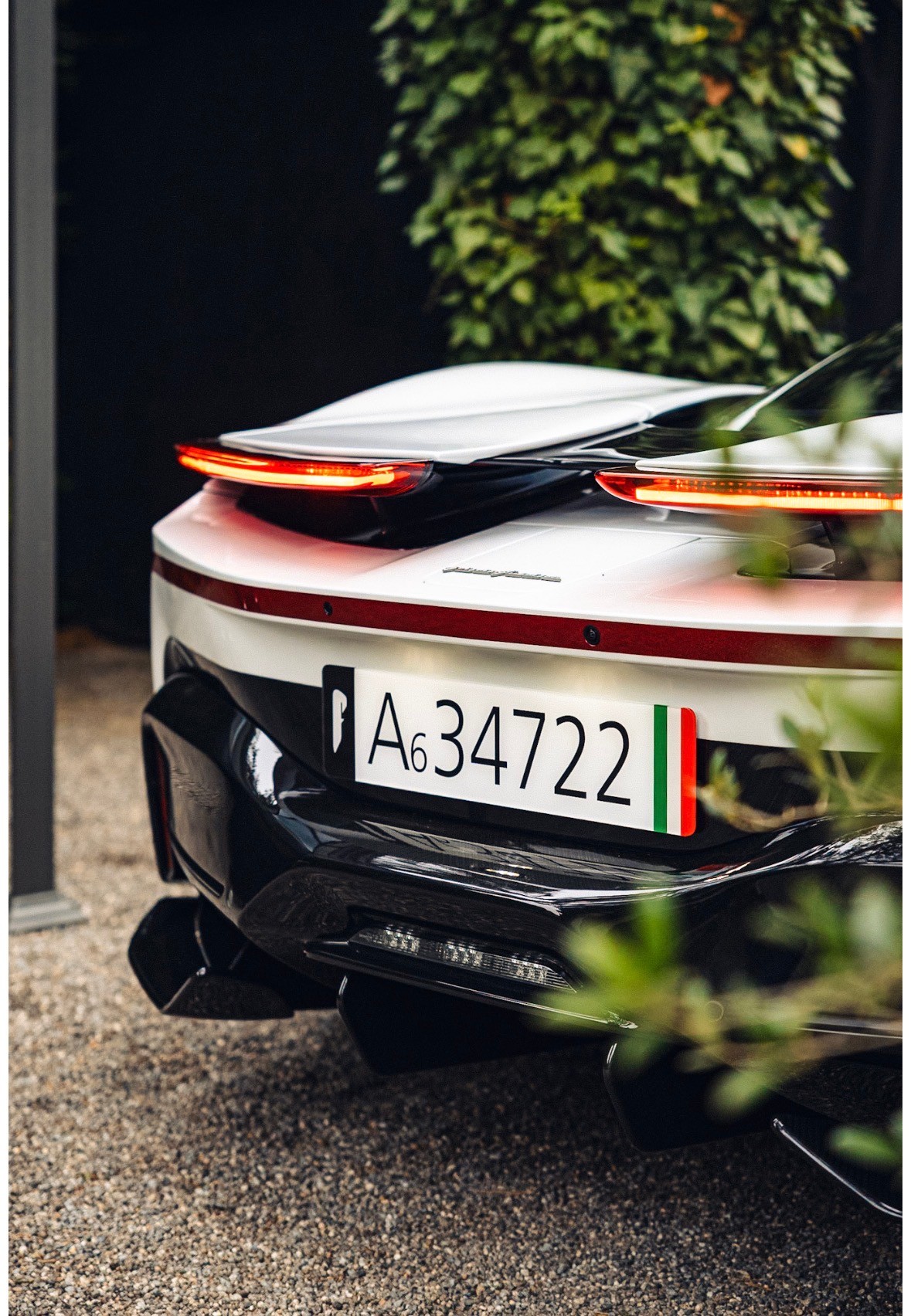 PININFARINA Battista Modulo-image-5