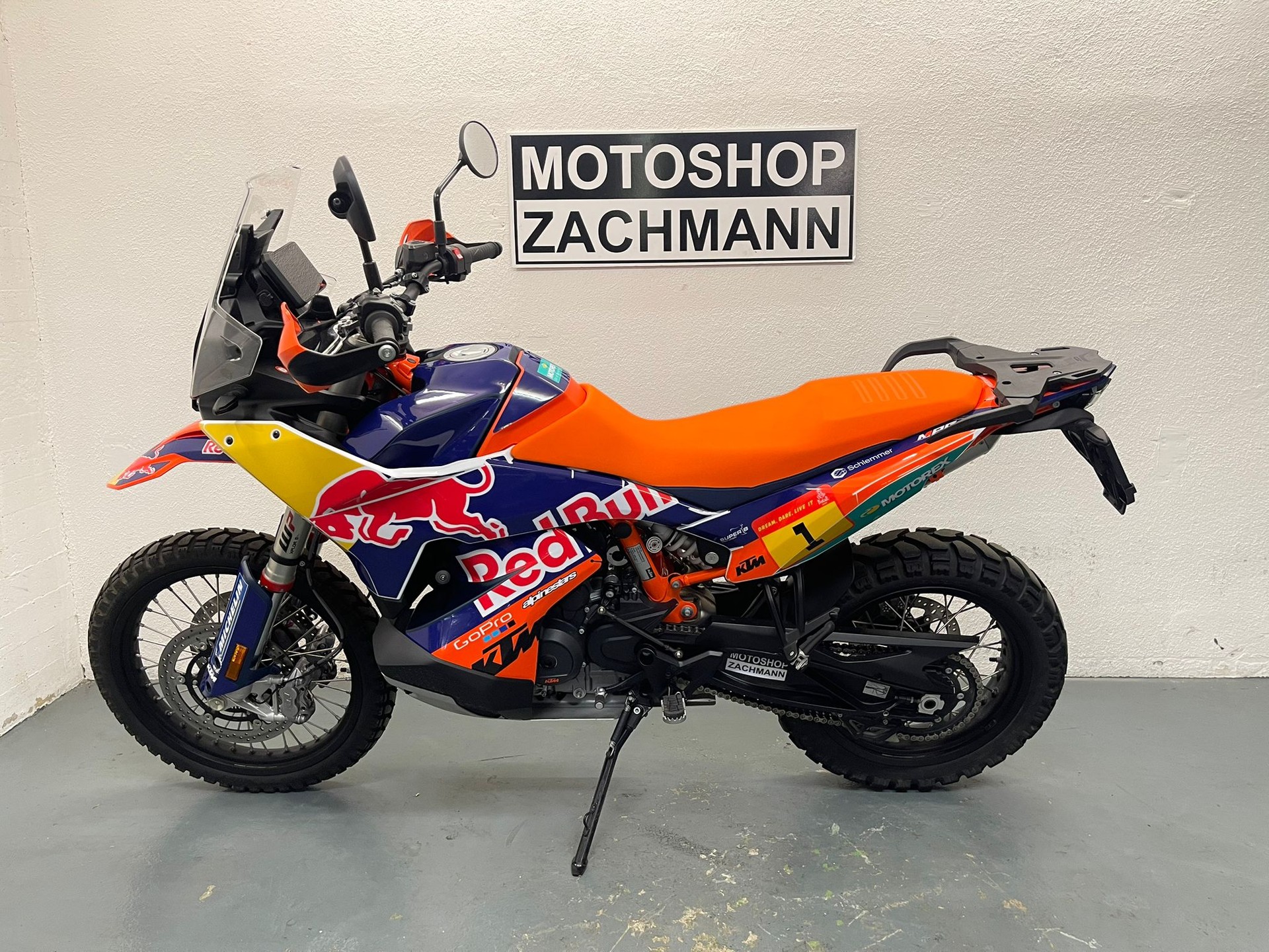 KTM 890 Adventure R-showroom-element-3