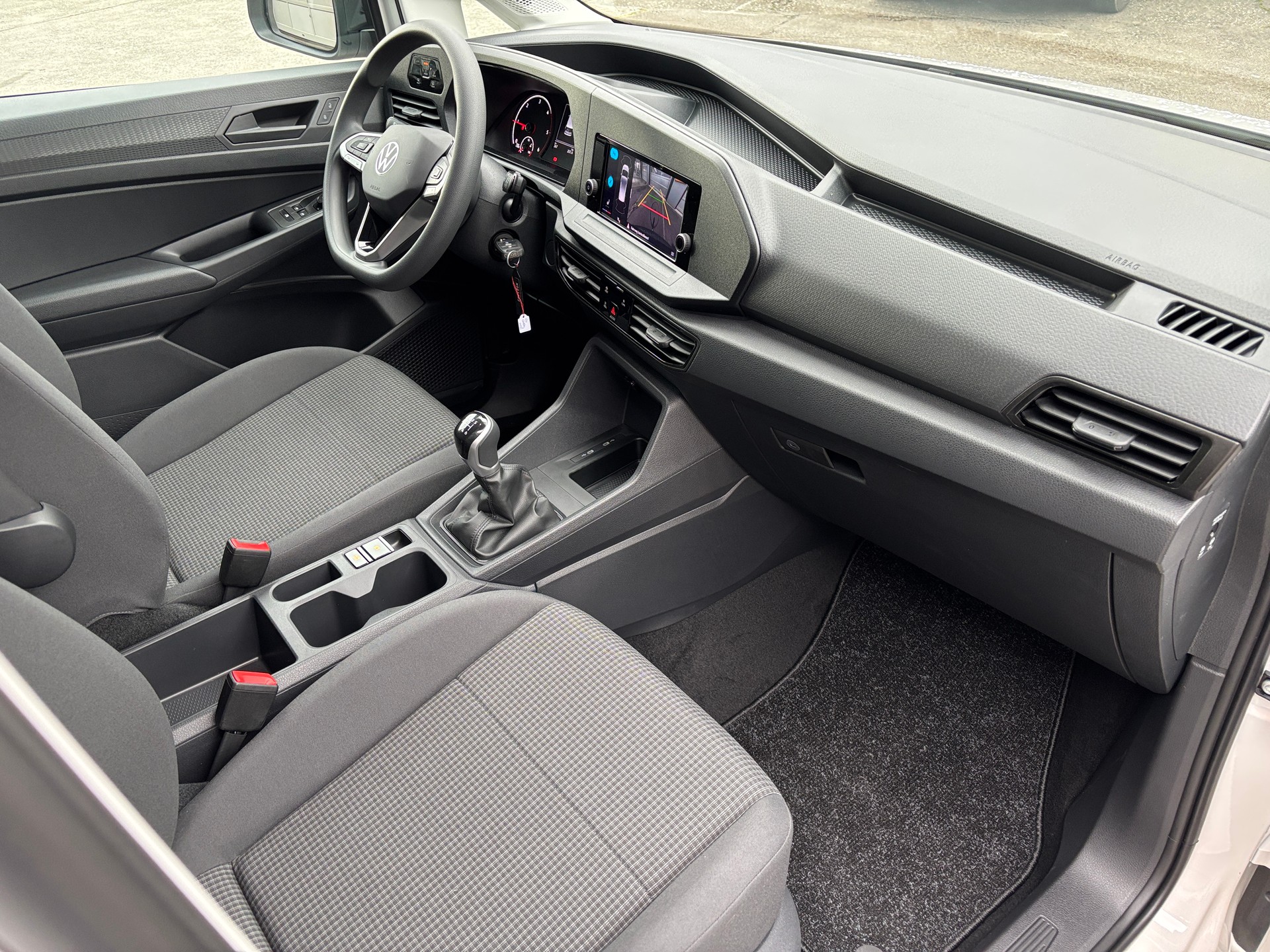 VW Caddy Maxi 2.0 TDI Cargo 4x4-image-7