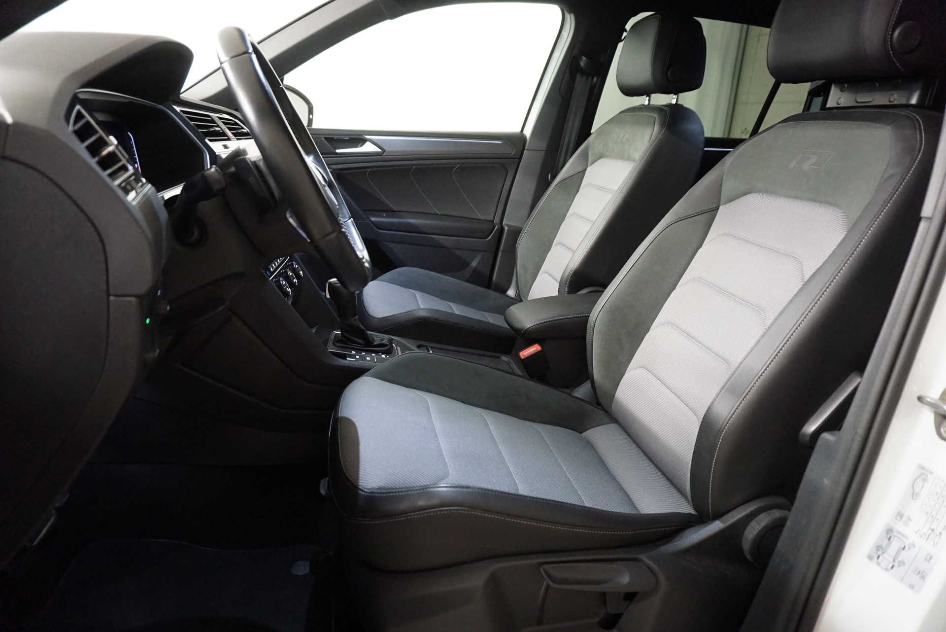 VW Tiguan 2.0TSI Highline 4Motion DSG-image-6
