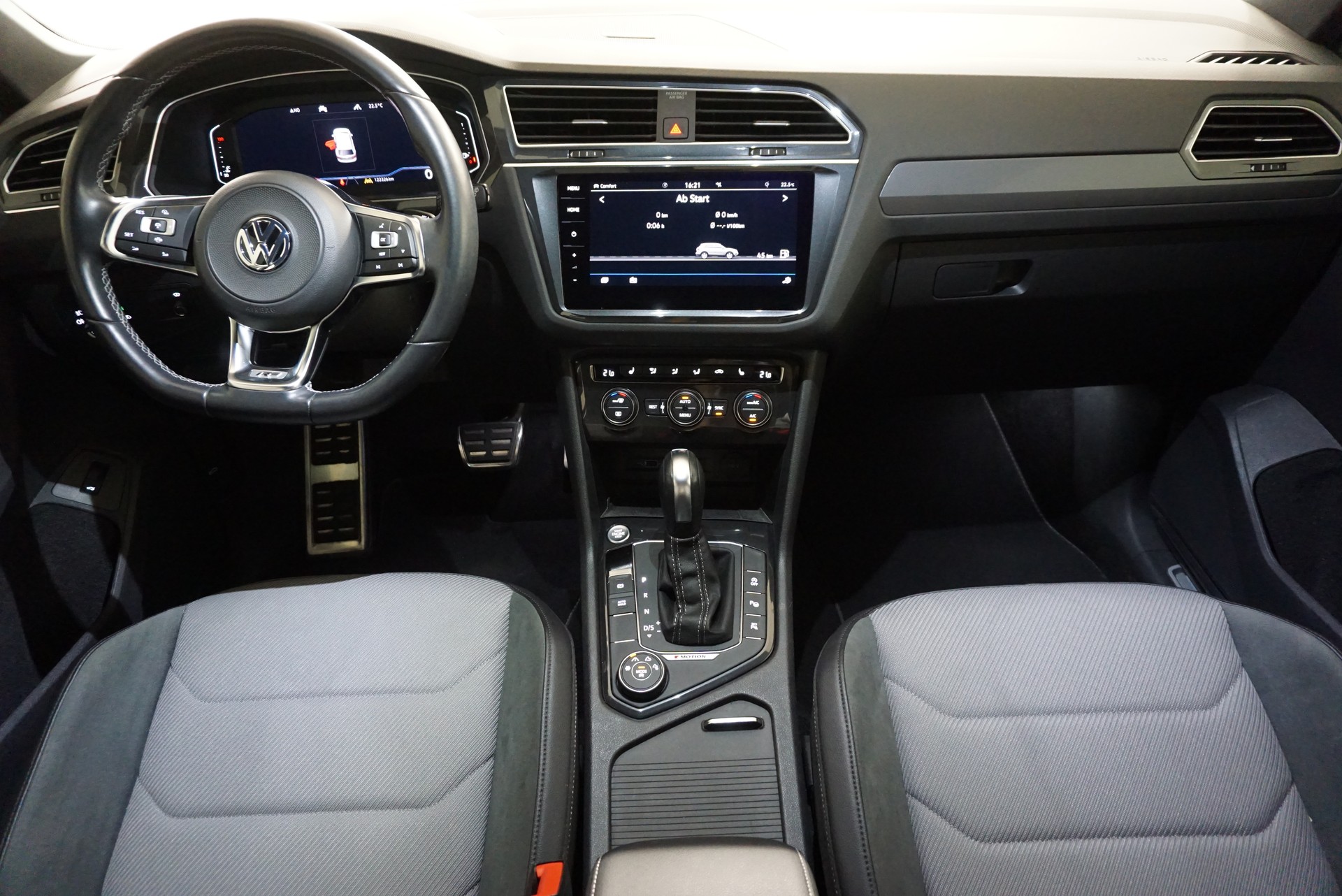 VW Tiguan 2.0TSI Highline 4Motion DSG-image-7