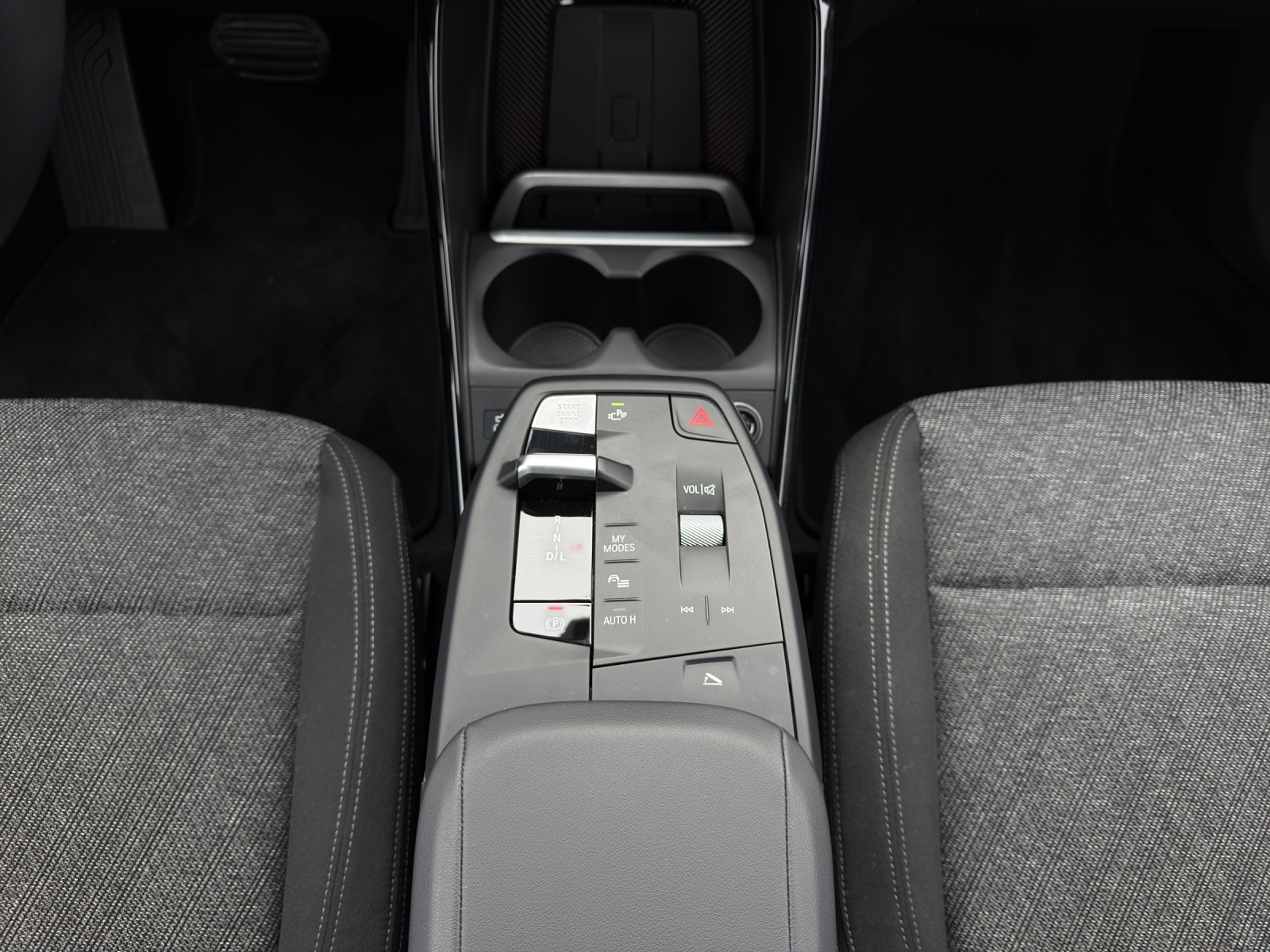 BMW 220i Active Tourer DKG-image-15