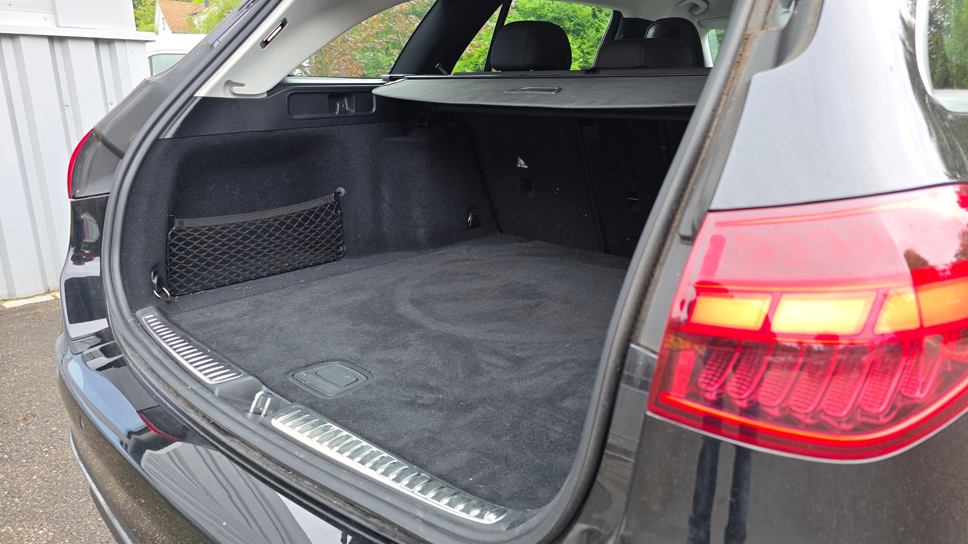 MERCEDES-BENZ C 220 d T 4Matic Avantgarde-image-8