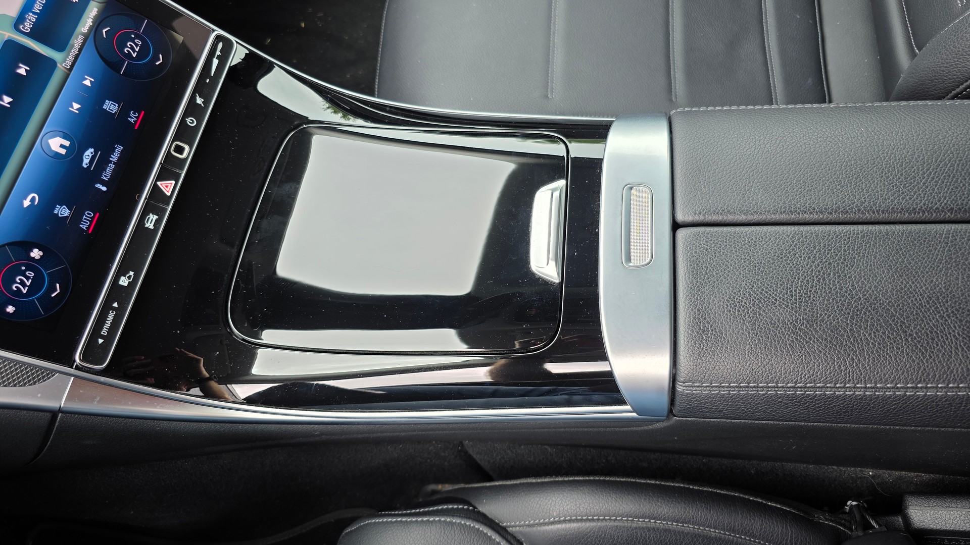 MERCEDES-BENZ C 220 d T 4Matic Avantgarde-image-26