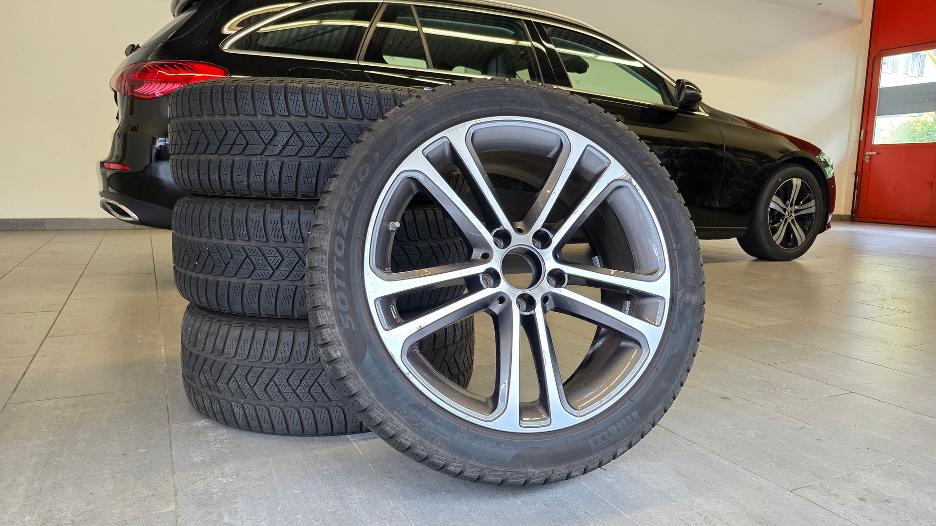 MERCEDES-BENZ C 220 d T 4Matic Avantgarde-image-5