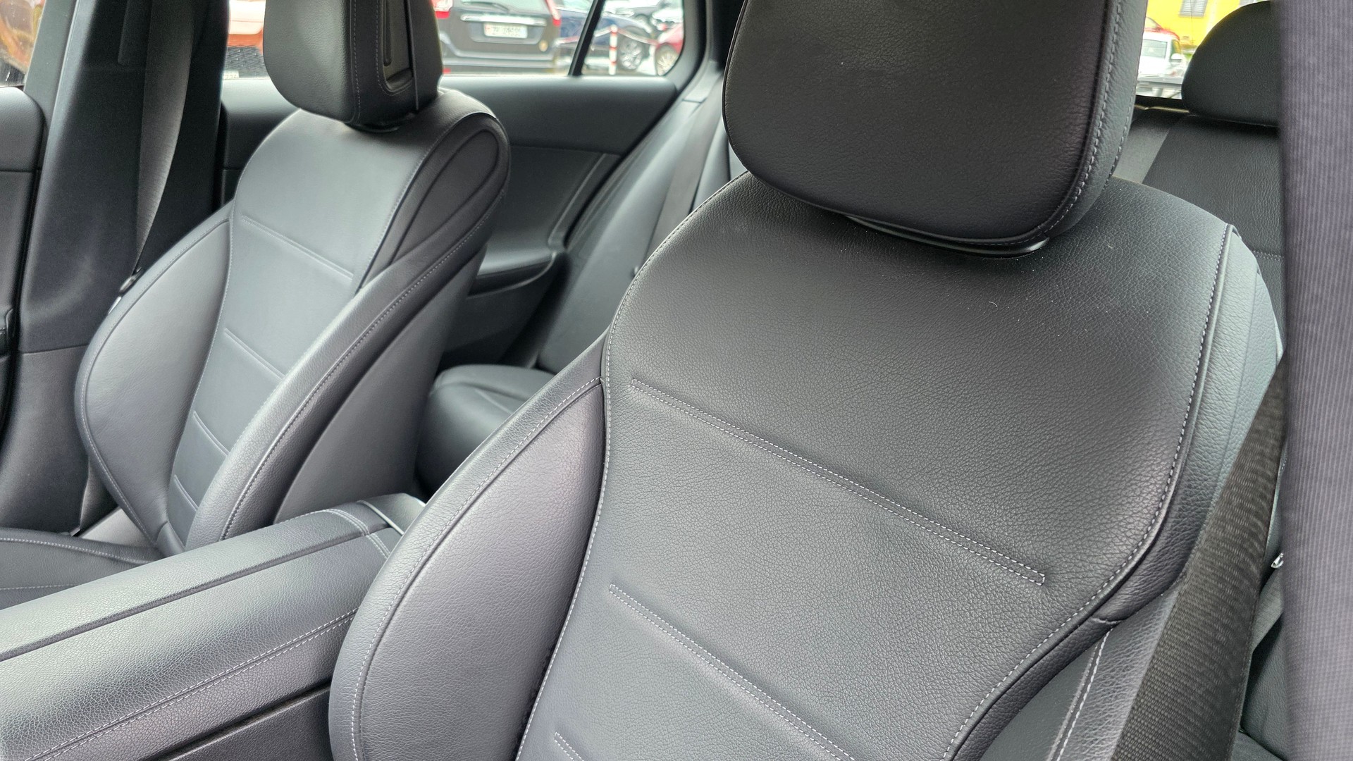 MERCEDES-BENZ C 220 d T 4Matic Avantgarde-image-13