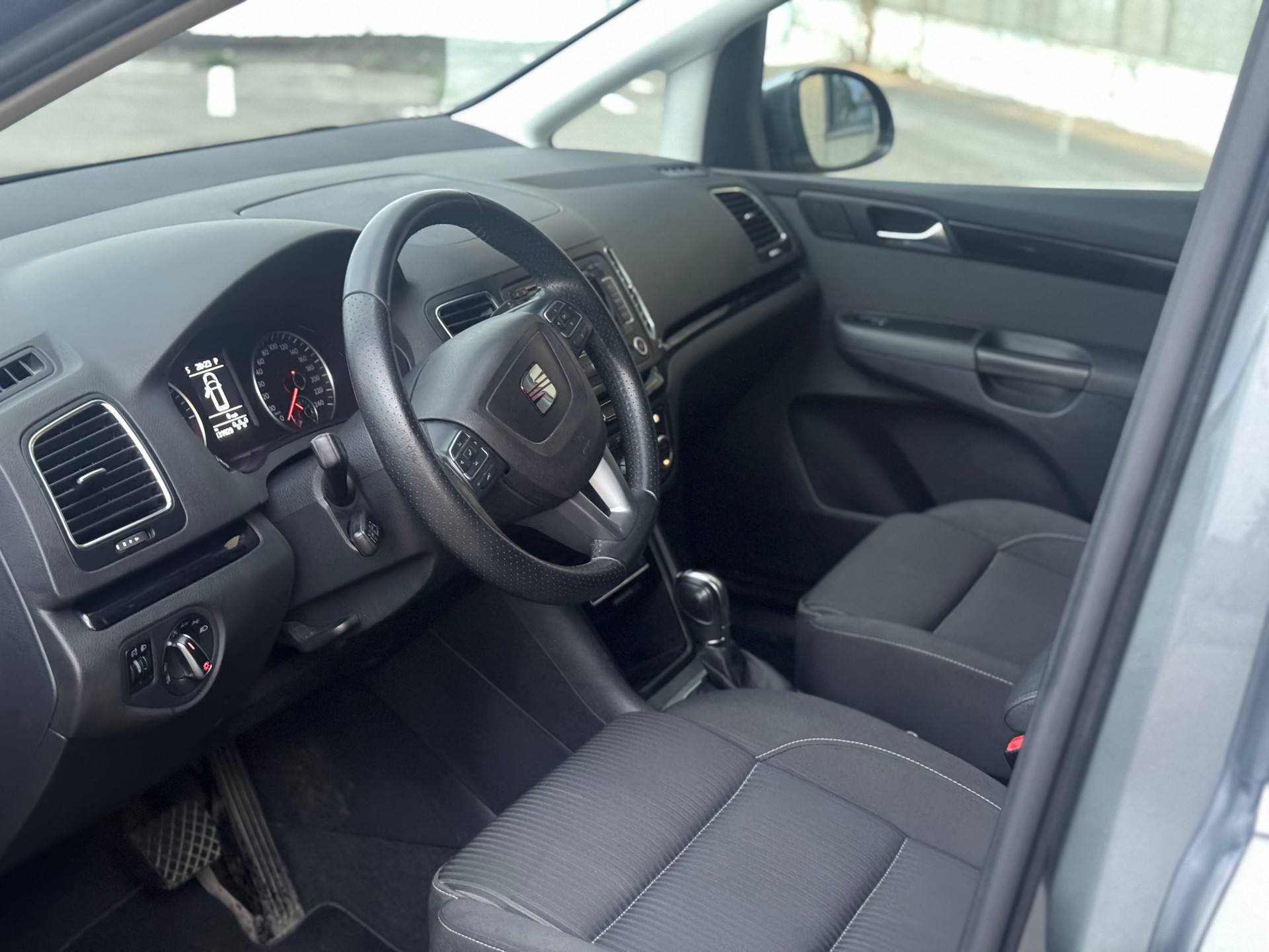 SEAT Alhambra 2.0 TDI Style DSG-image-18