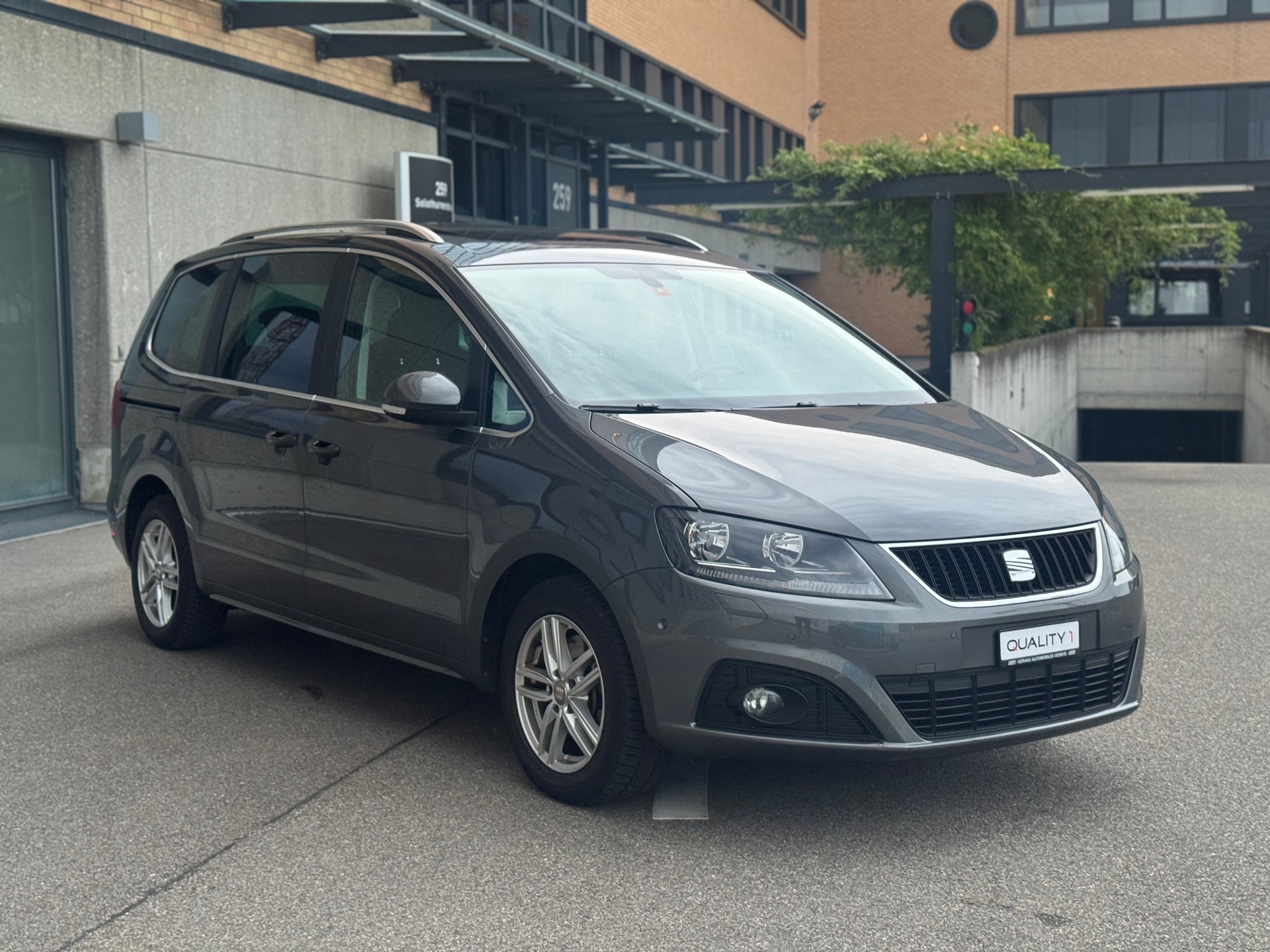 SEAT Alhambra 2.0 TDI Style DSG-image-7
