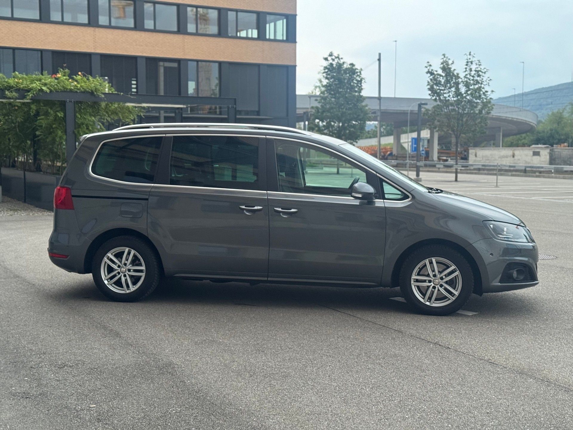 SEAT Alhambra 2.0 TDI Style DSG-image-8