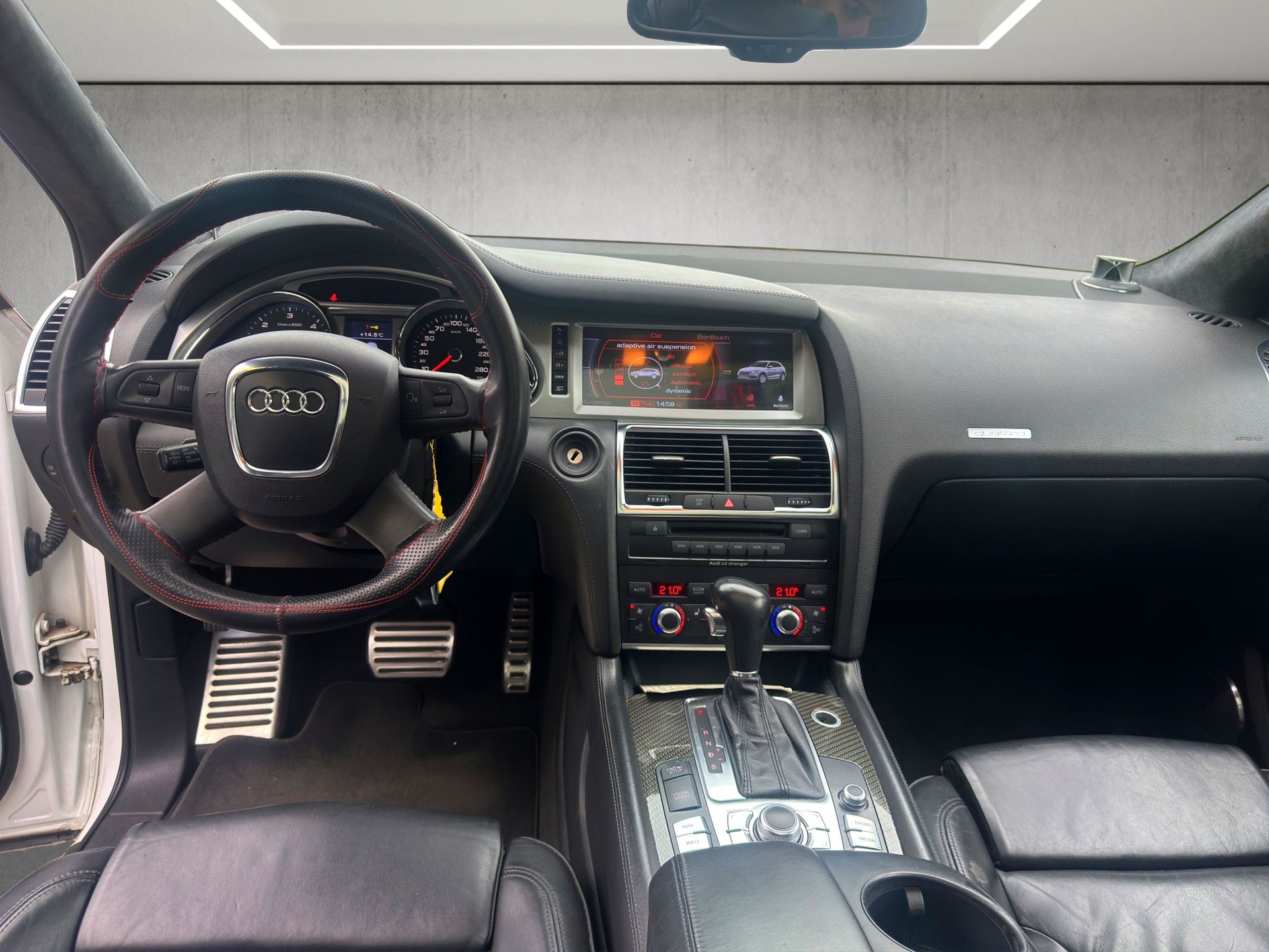 AUDI Q7 6.0 TDI V12 quattro tiptronic-image-9