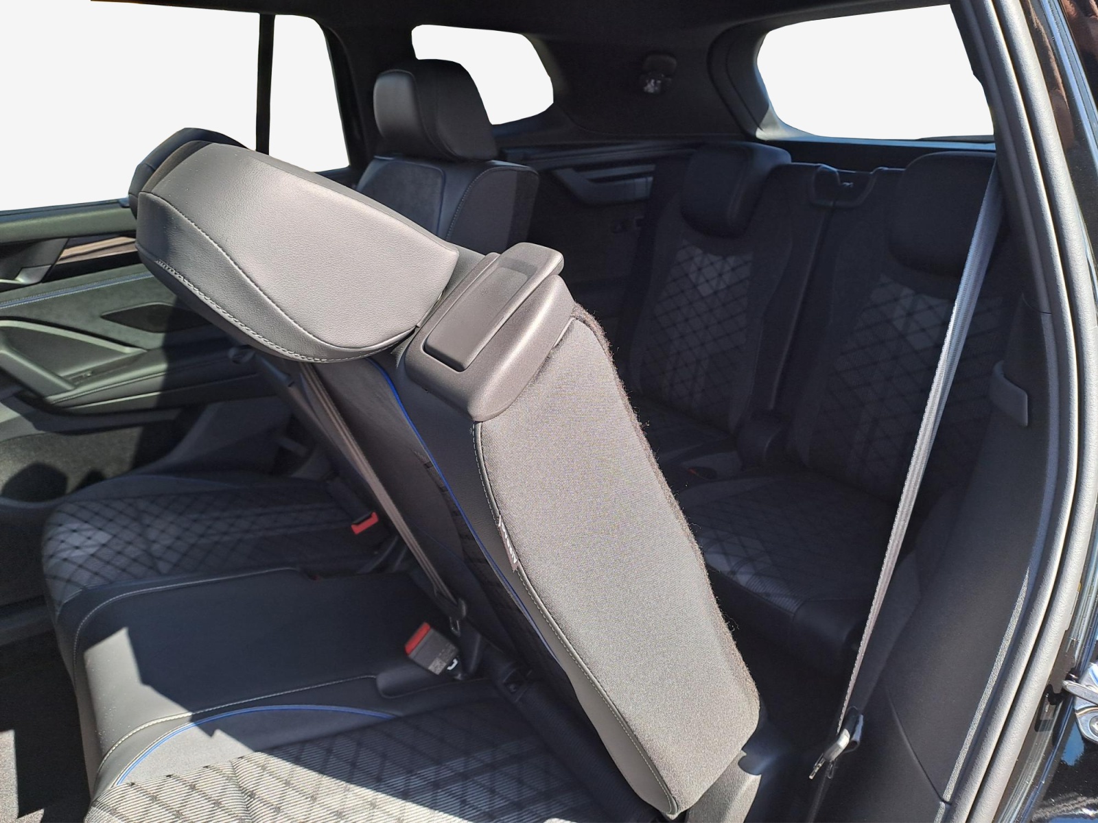 VW Tayron 2.0 TDI SCR United 4Motion DSG-image-13