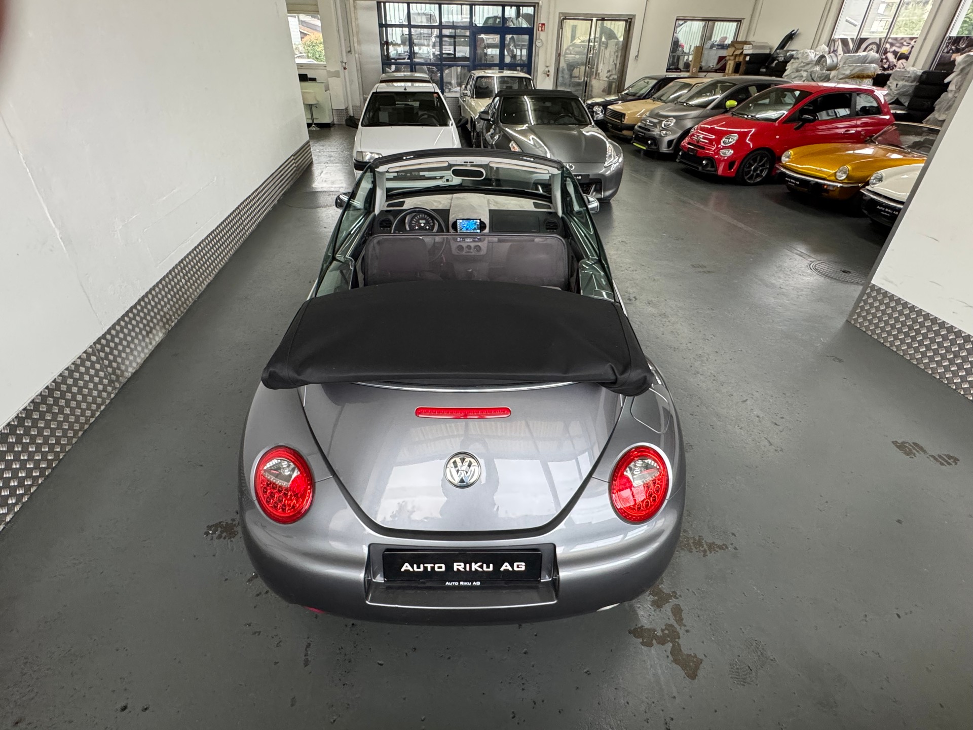 VW Beetle Cabrio 1.6-image-20