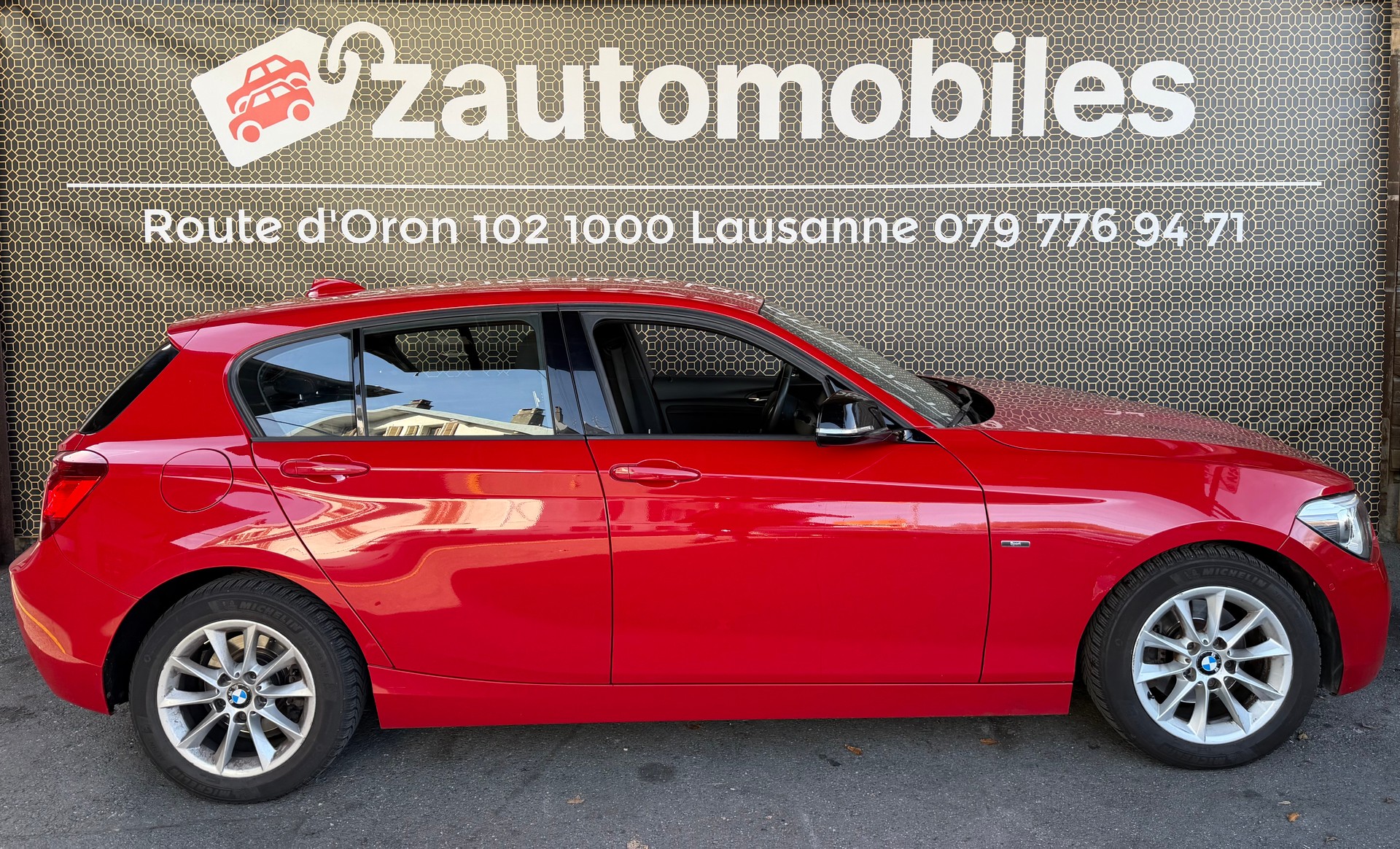 BMW 118i Sport Line-image-5