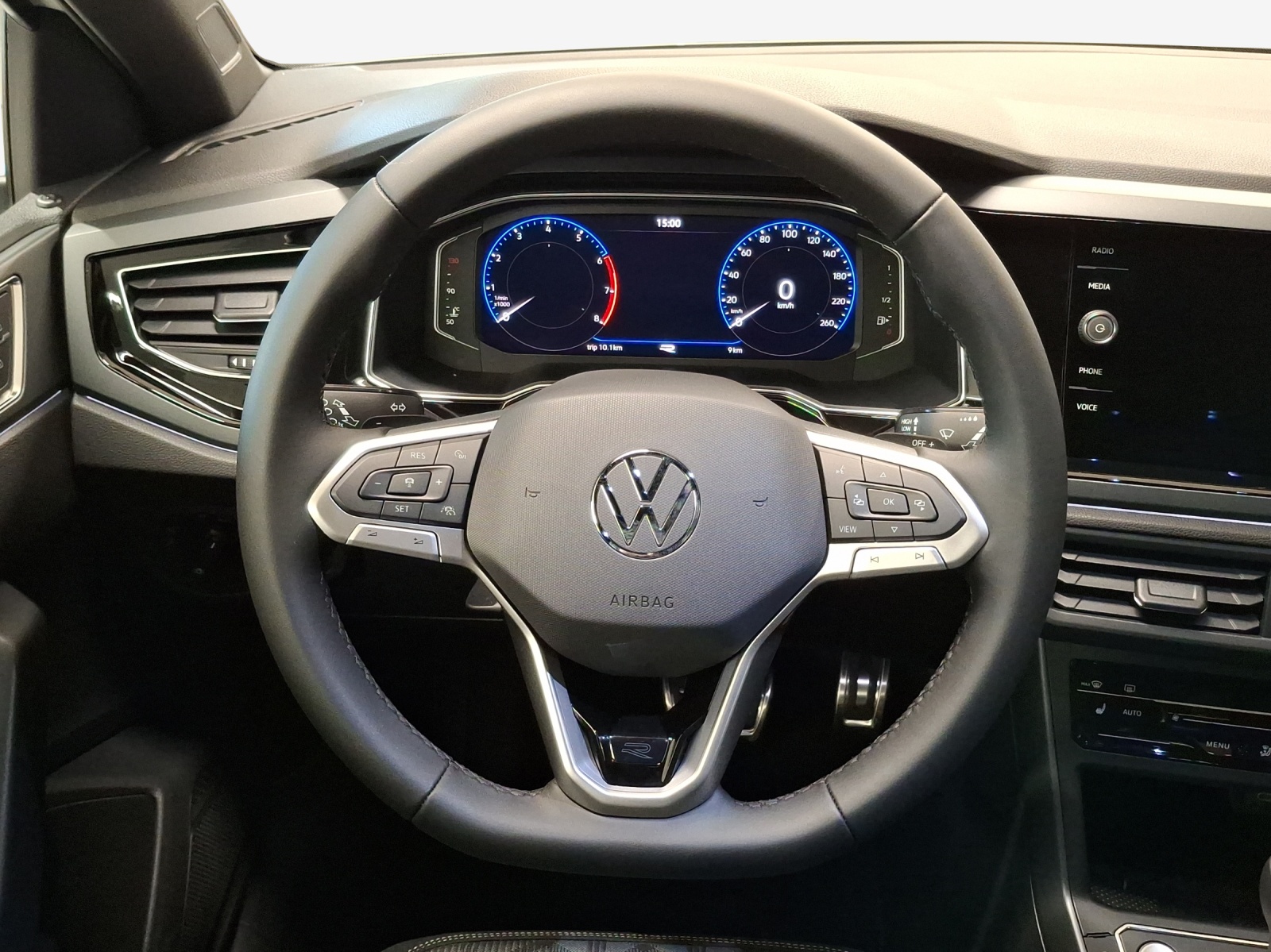 VW Polo 1.0 TSI R-Line DSG-image-9