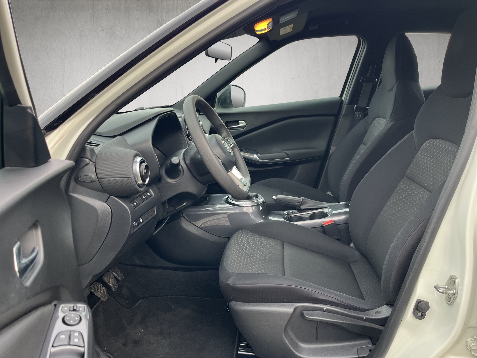 NISSAN Juke 1.0 DIG-T tekna-image-10