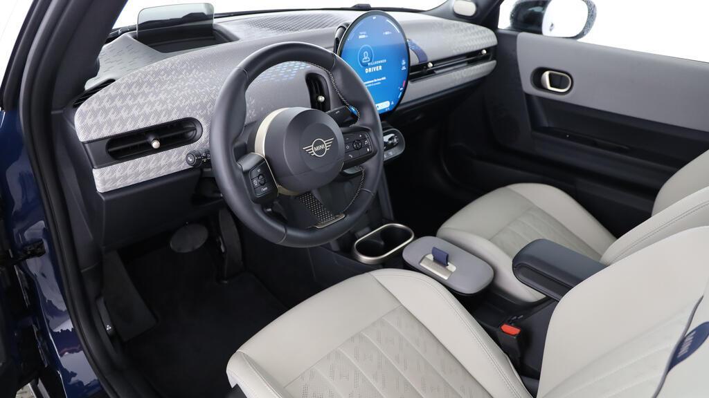 MINI Cooper S Cabrio-image-16