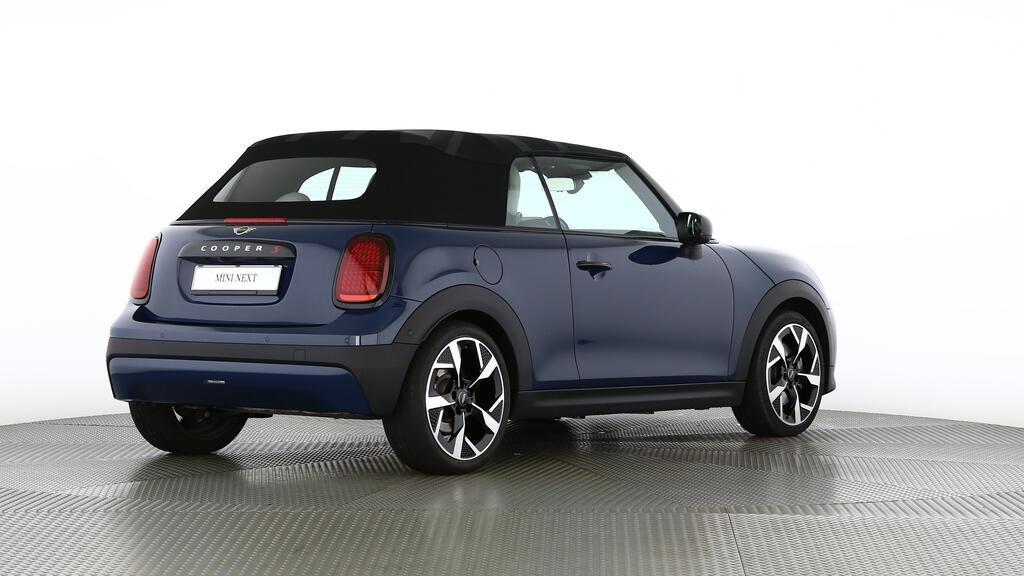MINI Cooper S Cabrio-image-4