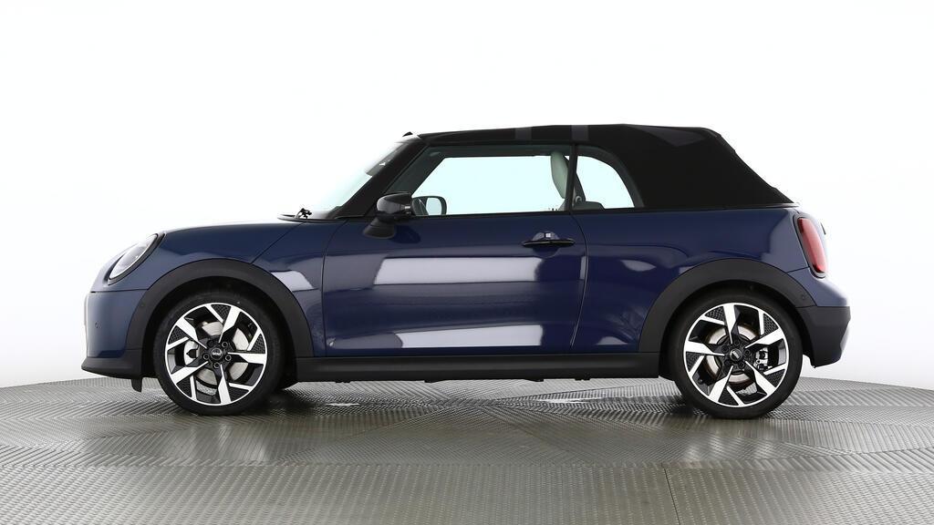 MINI Cooper S Cabrio-image-2