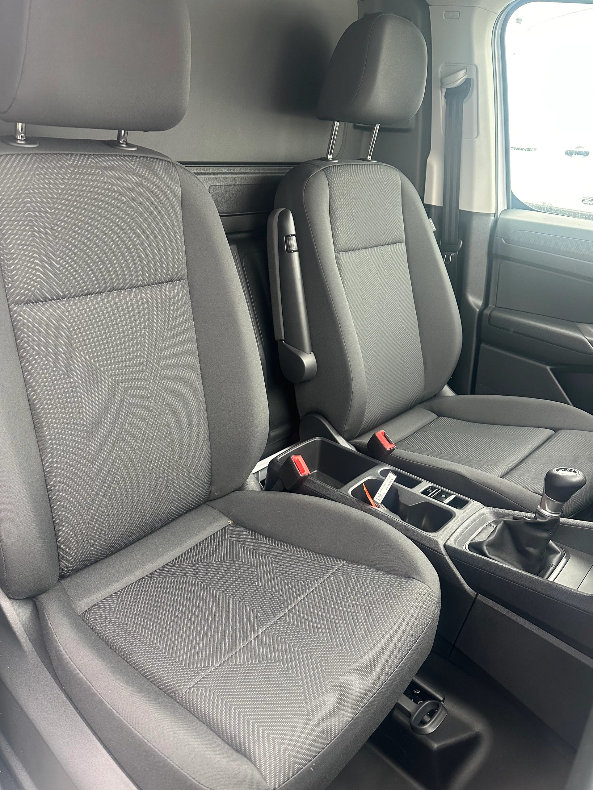 FORD Grand Transit Connect fourg. 2 Trend/102CV/Man.-image-13