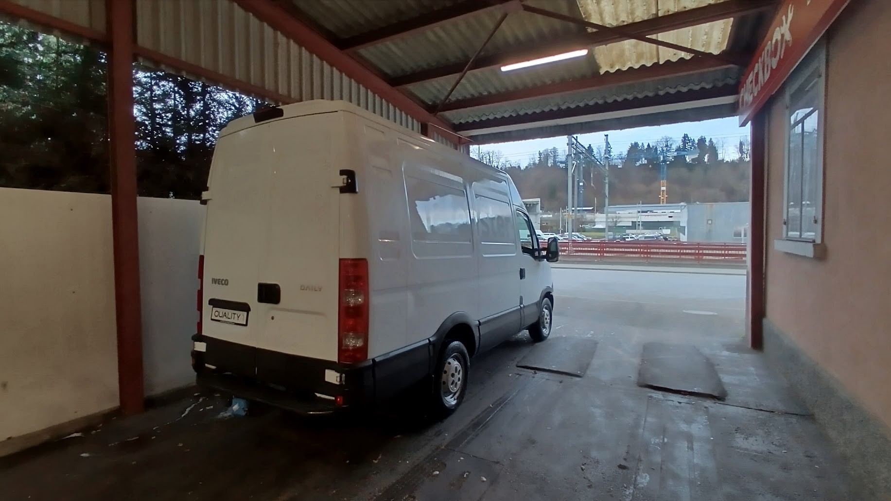 IVECO 35 S 13 V A-image-2