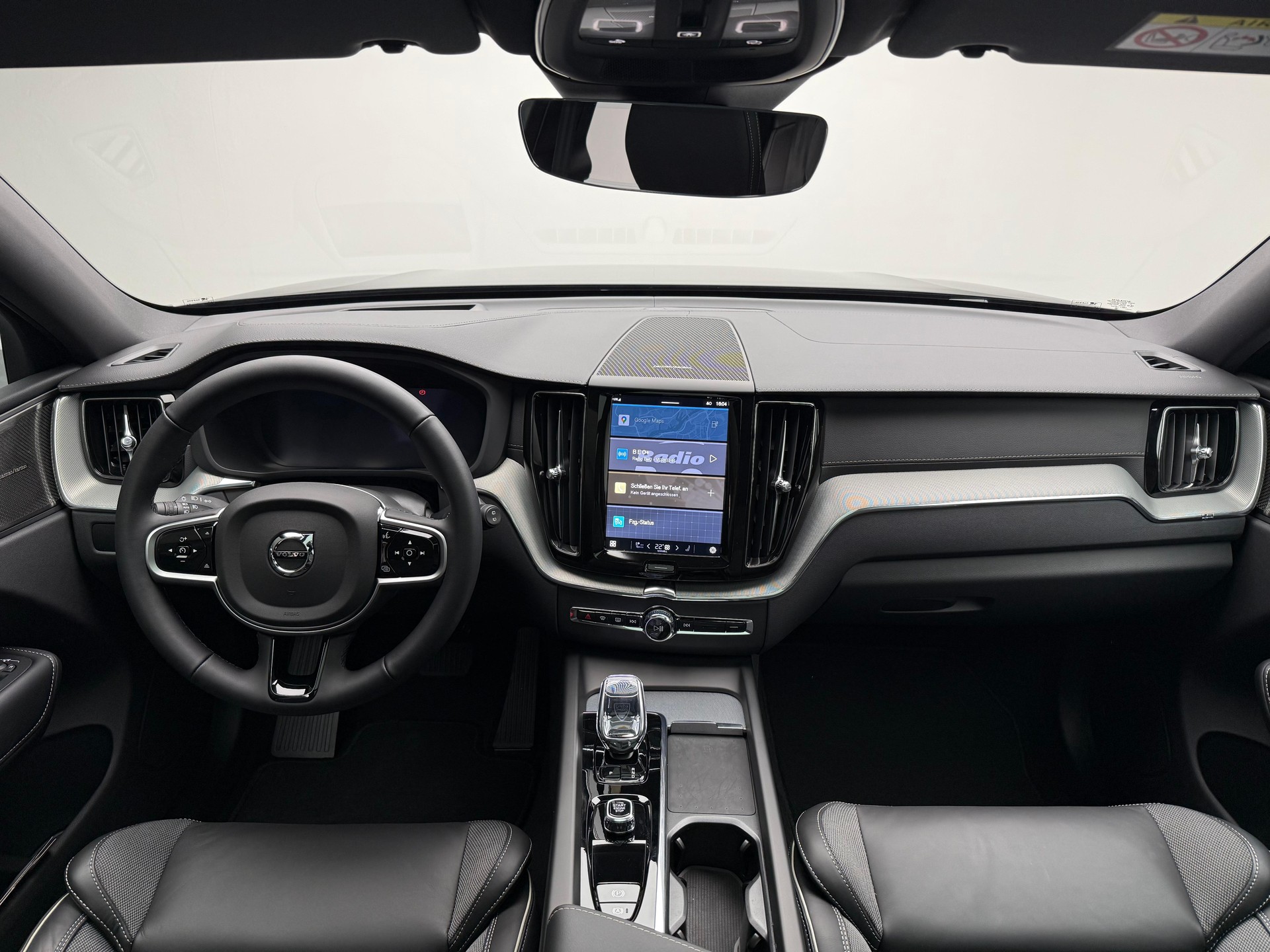 VOLVO XC60 2.0 T8 TE XCENTRIC Black Edition eAWD-image-11