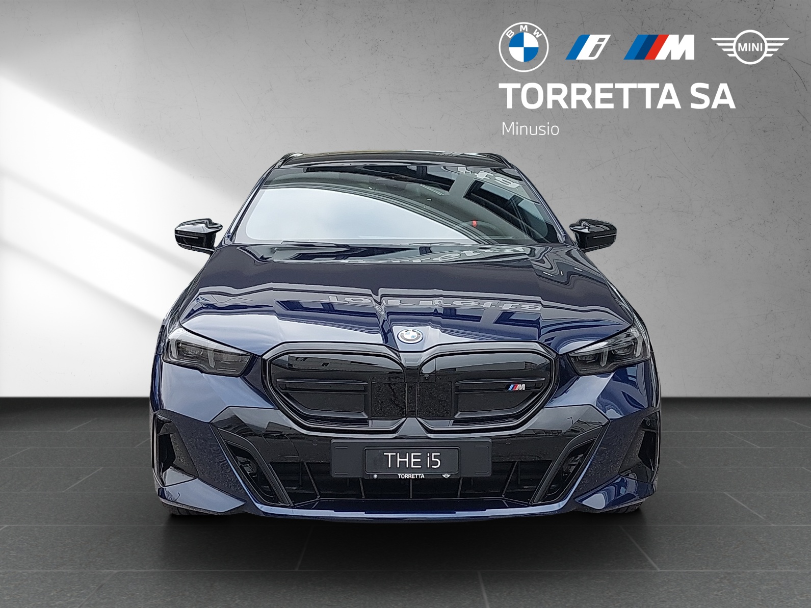 BMW i5 M60 Touring M Sport Pro-image-7