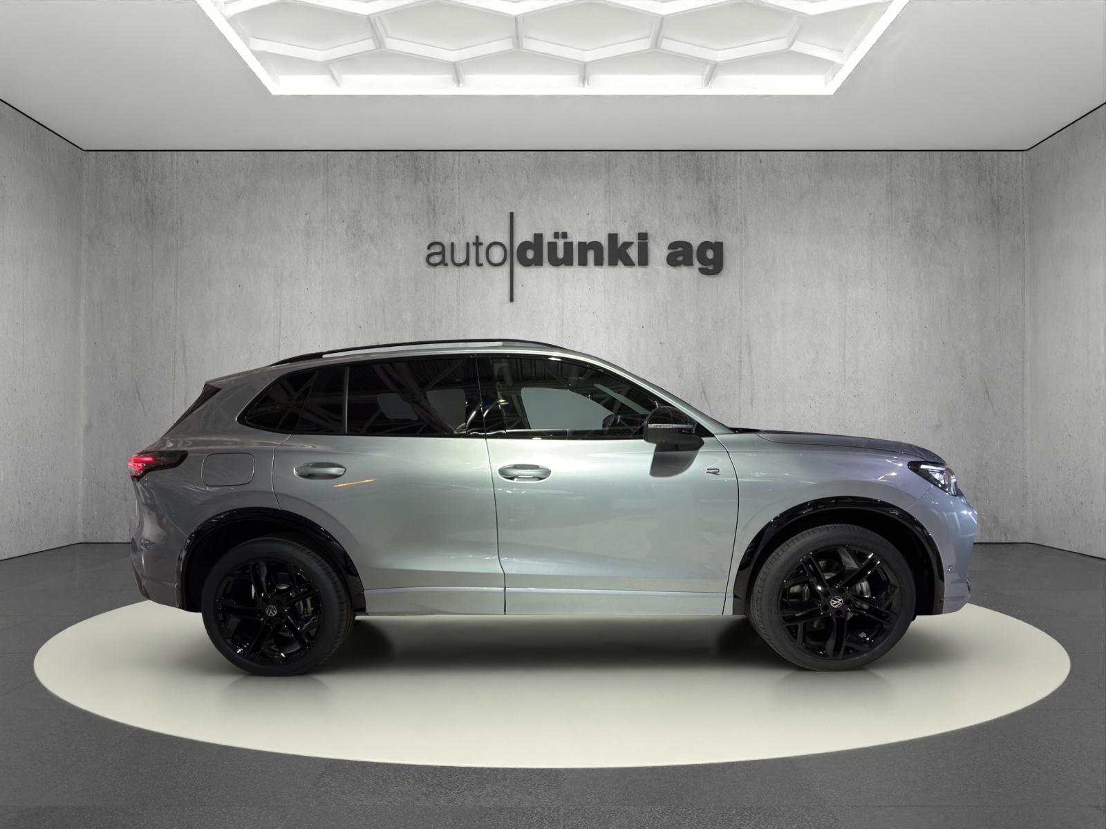 VW Tiguan 1.5 TSI evo2 eHybrid R-Line DSG-image-4