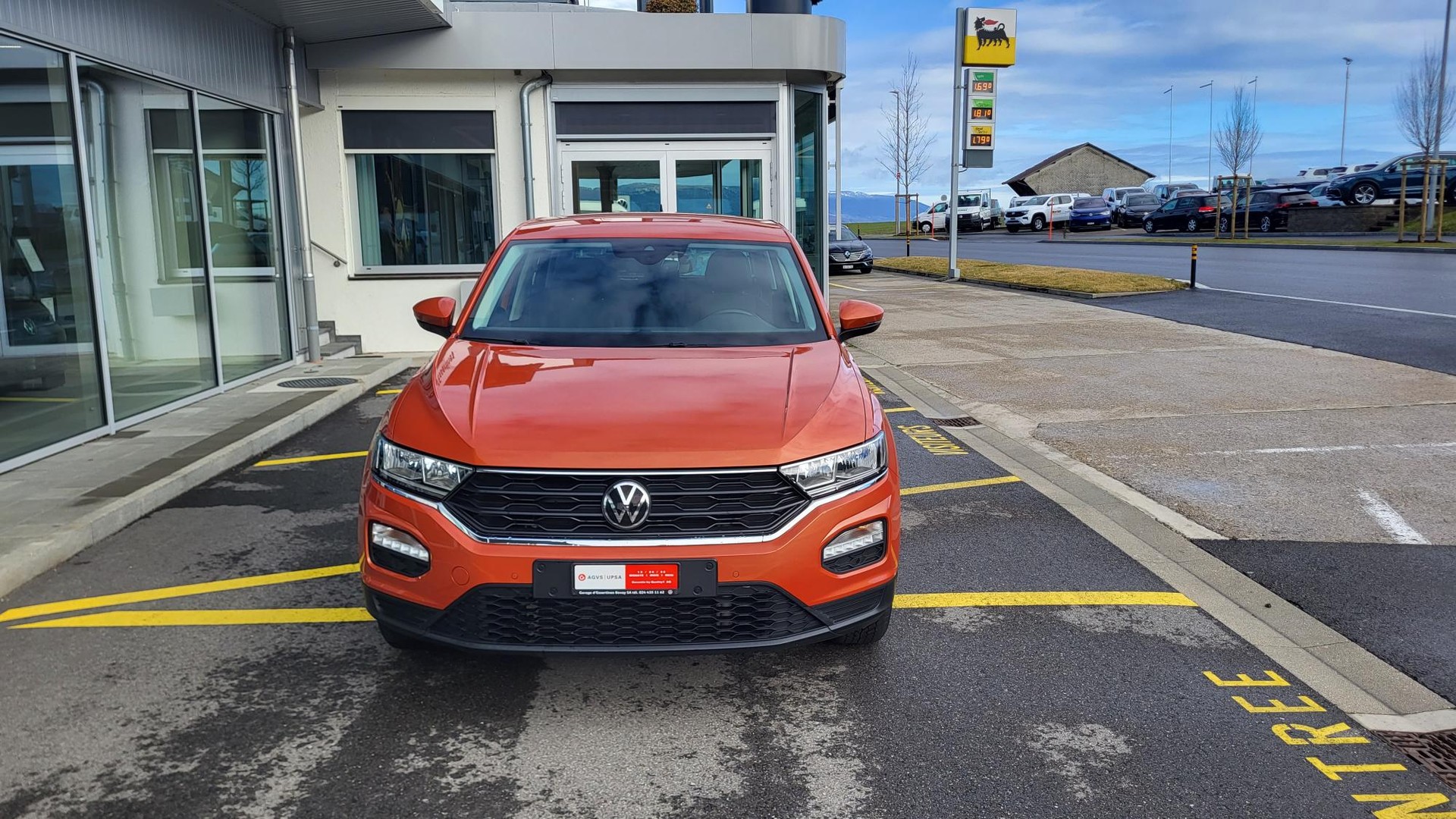 VW T-Roc 1.0 TSI Value-showroom-element-1