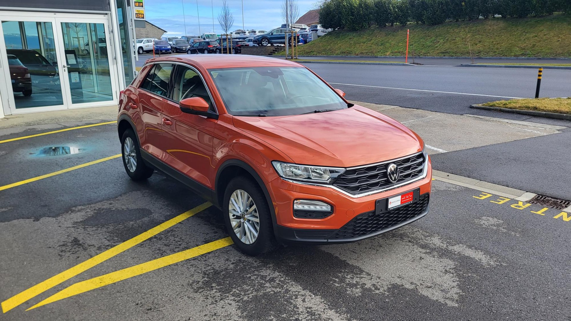 VW T-Roc 1.0 TSI Value-showroom-element-2