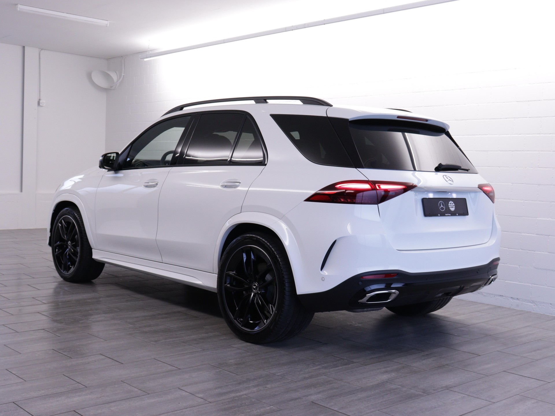 MERCEDES-BENZ GLE 450 d AMG Line 4matic-image-3
