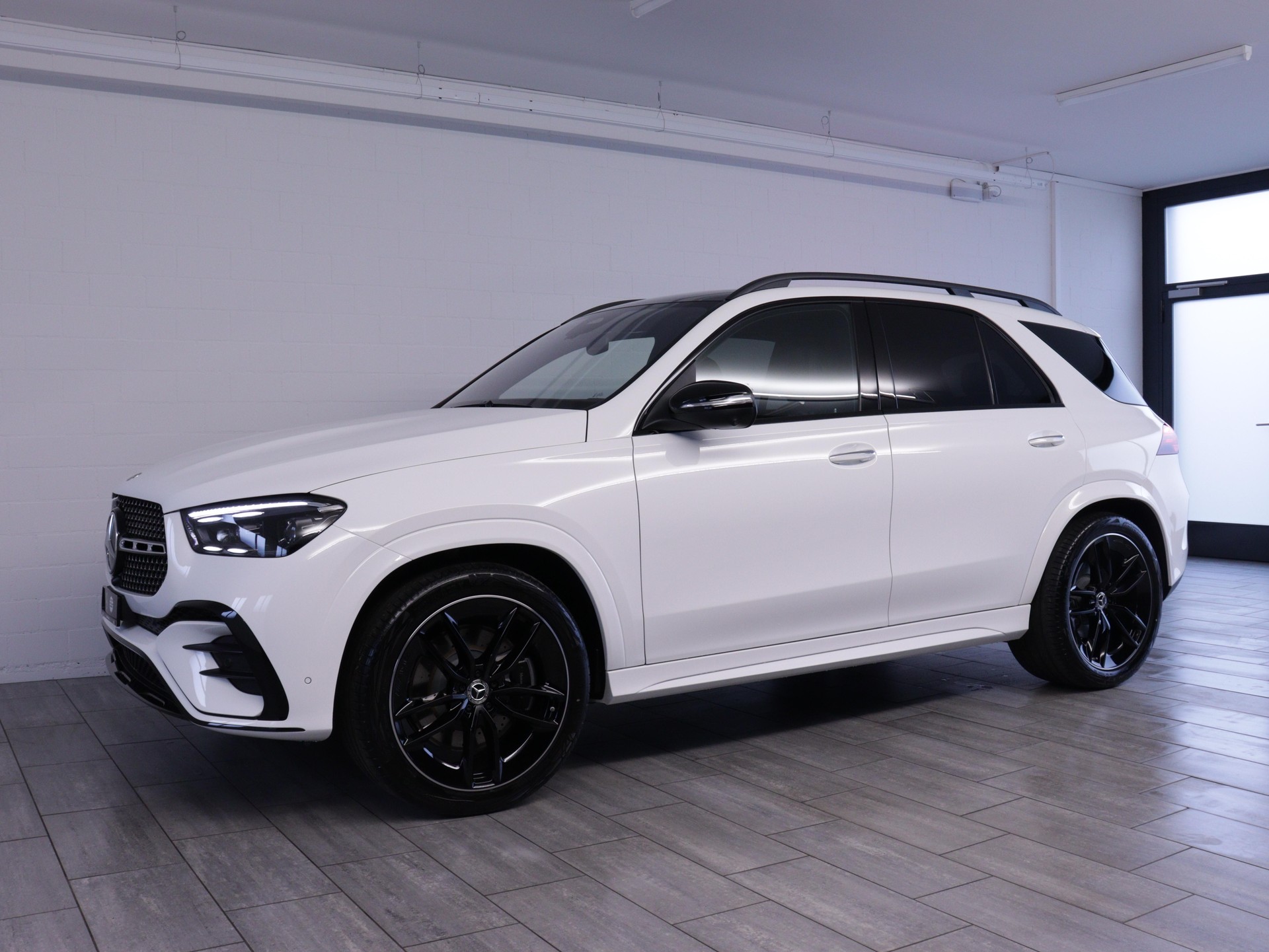 MERCEDES-BENZ GLE 450 d AMG Line 4matic-image-1