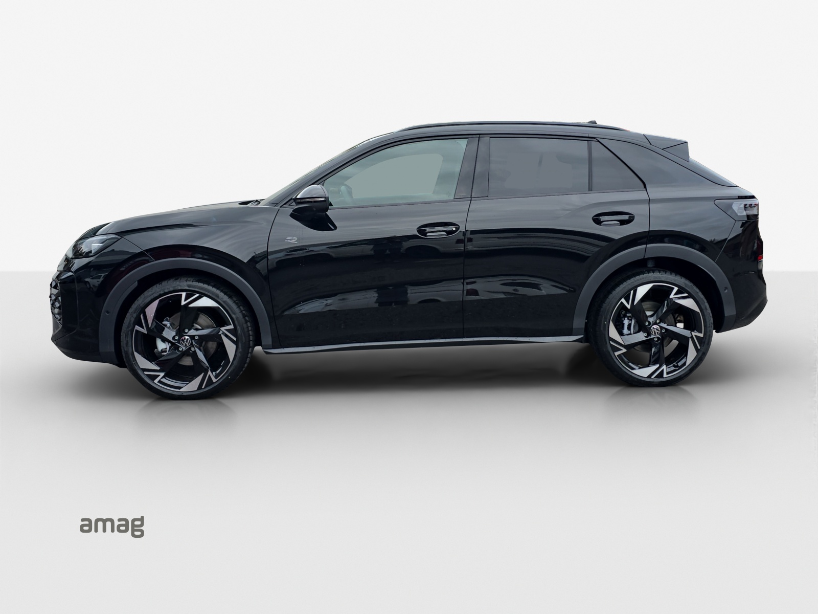 VW T-Roc 1.5 eTSI mHEV R-Line DSG-image-1