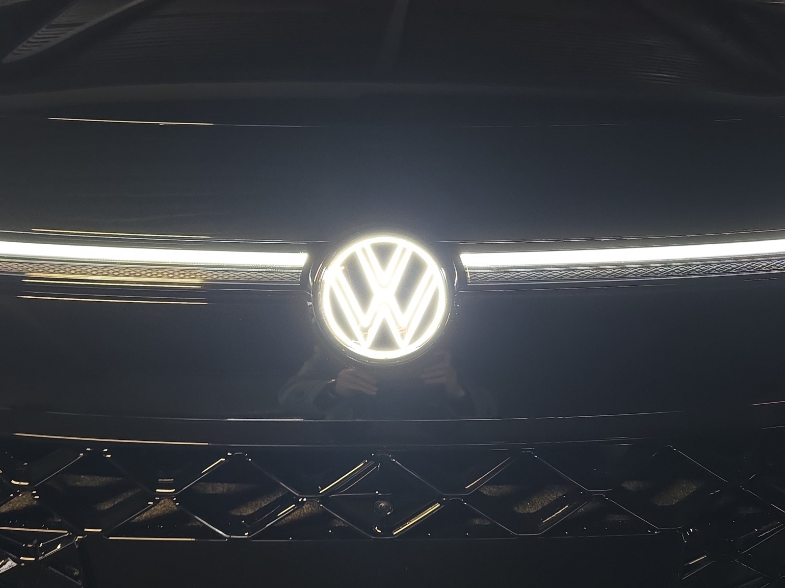 VW T-Roc 1.5 eTSI mHEV R-Line DSG-image-15