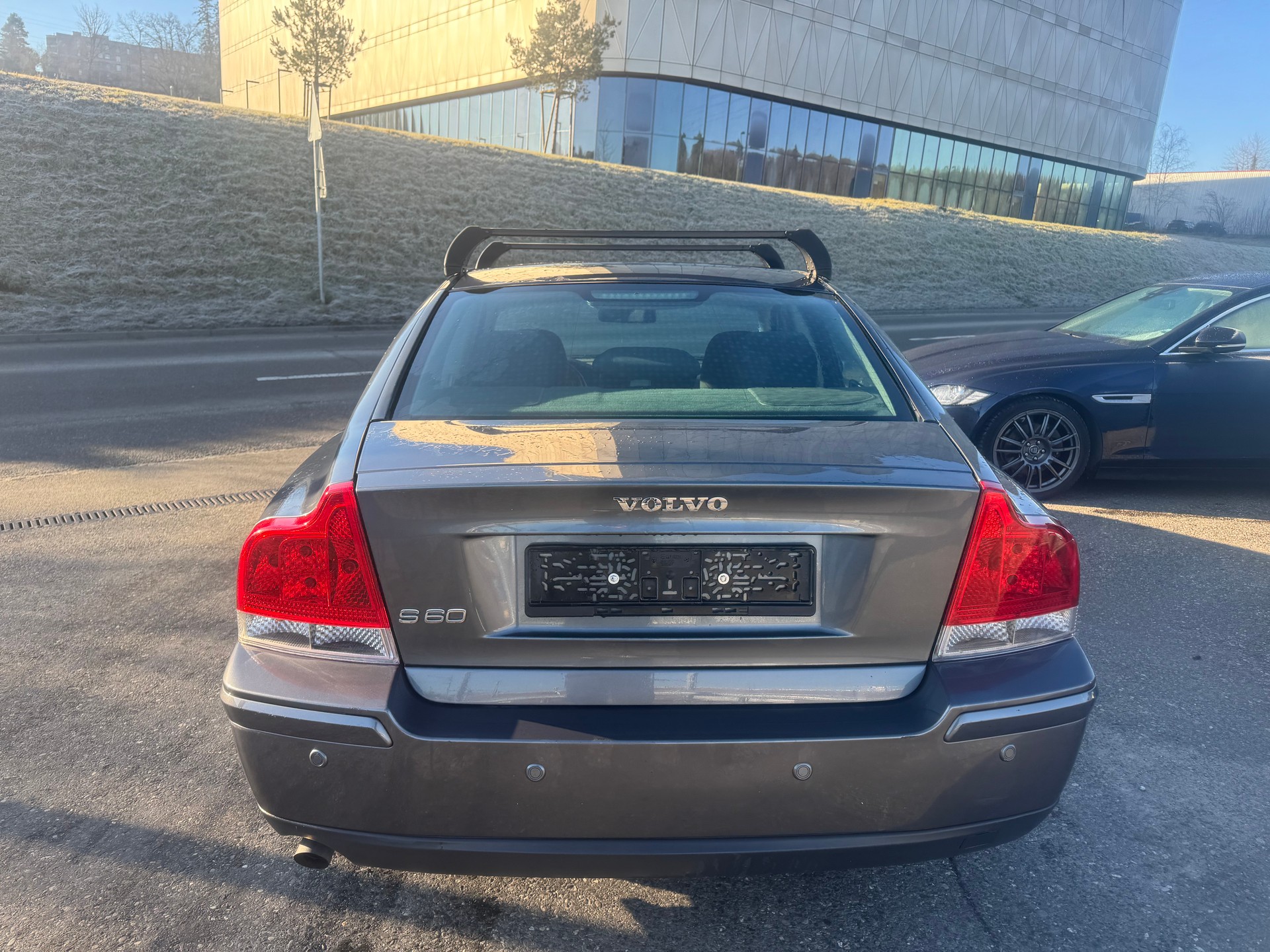 VOLVO S60 2.4 Momentum-image-4